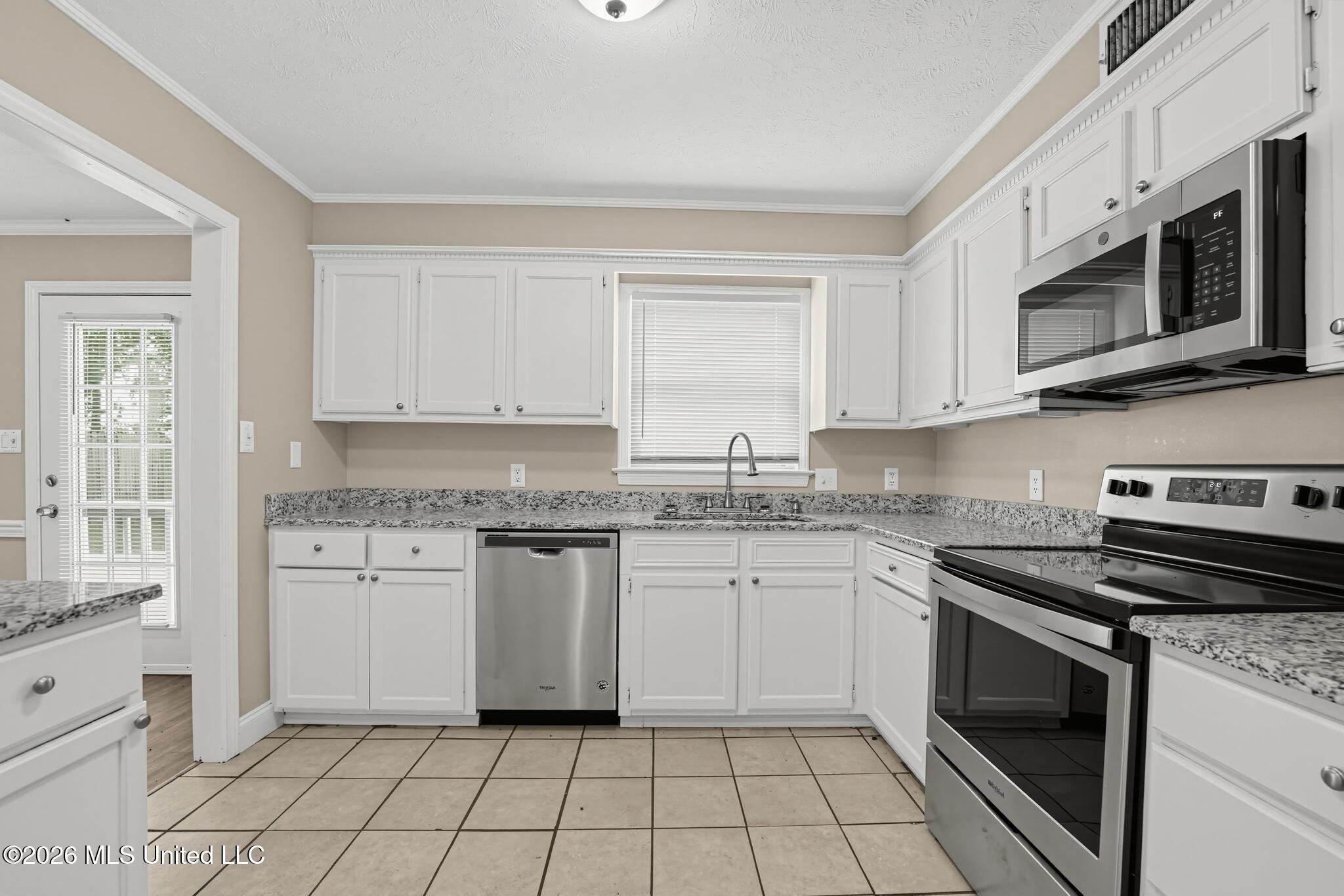 253 Heritage Drive Property Photo 8