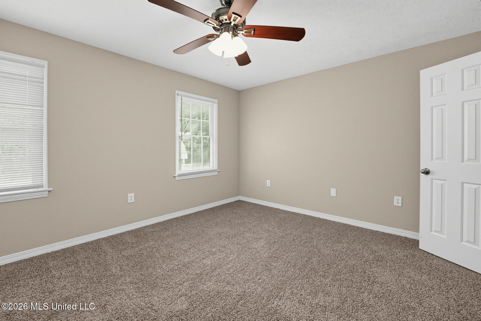 253 Heritage Drive Property Photo 12