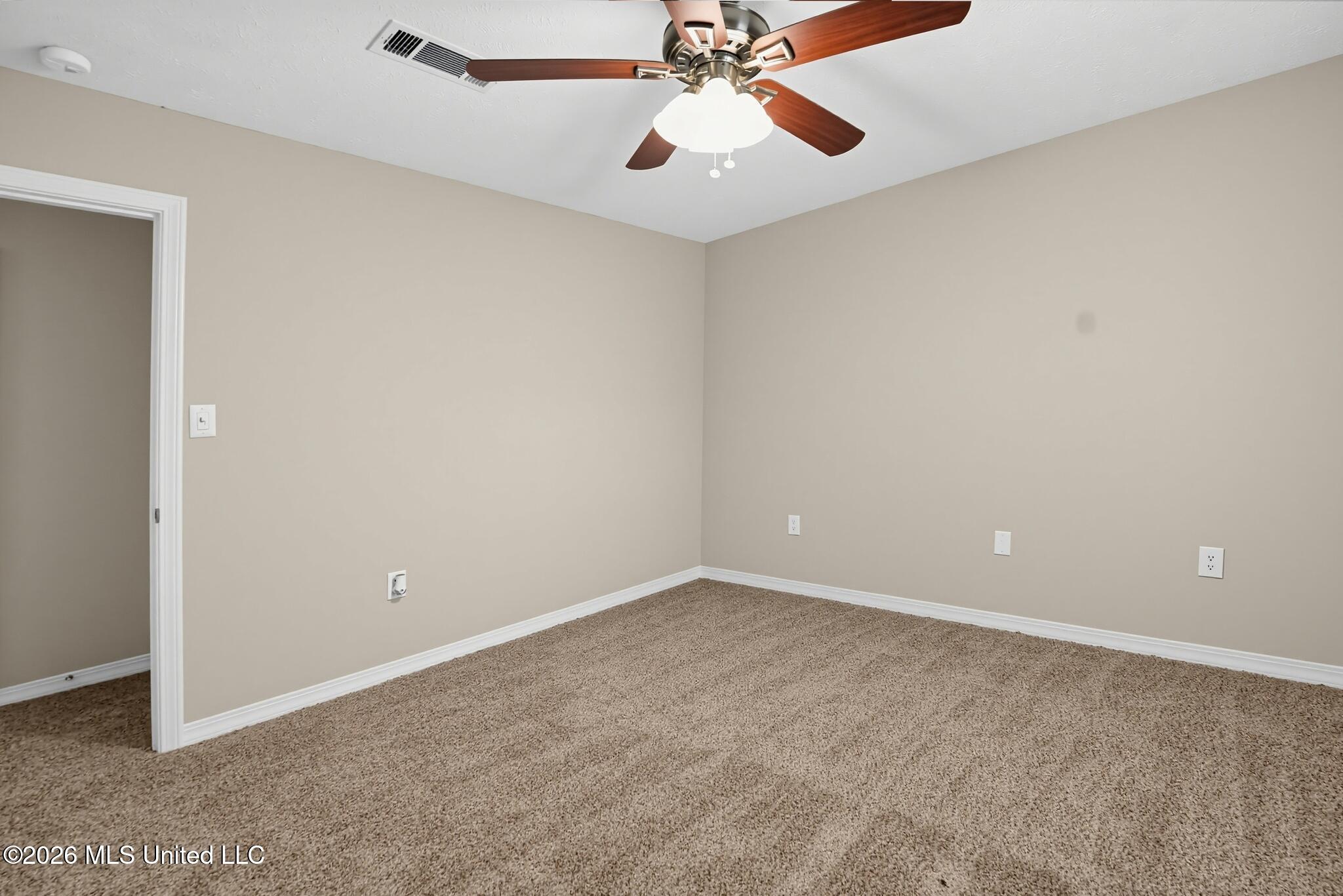 253 Heritage Drive Property Photo 16
