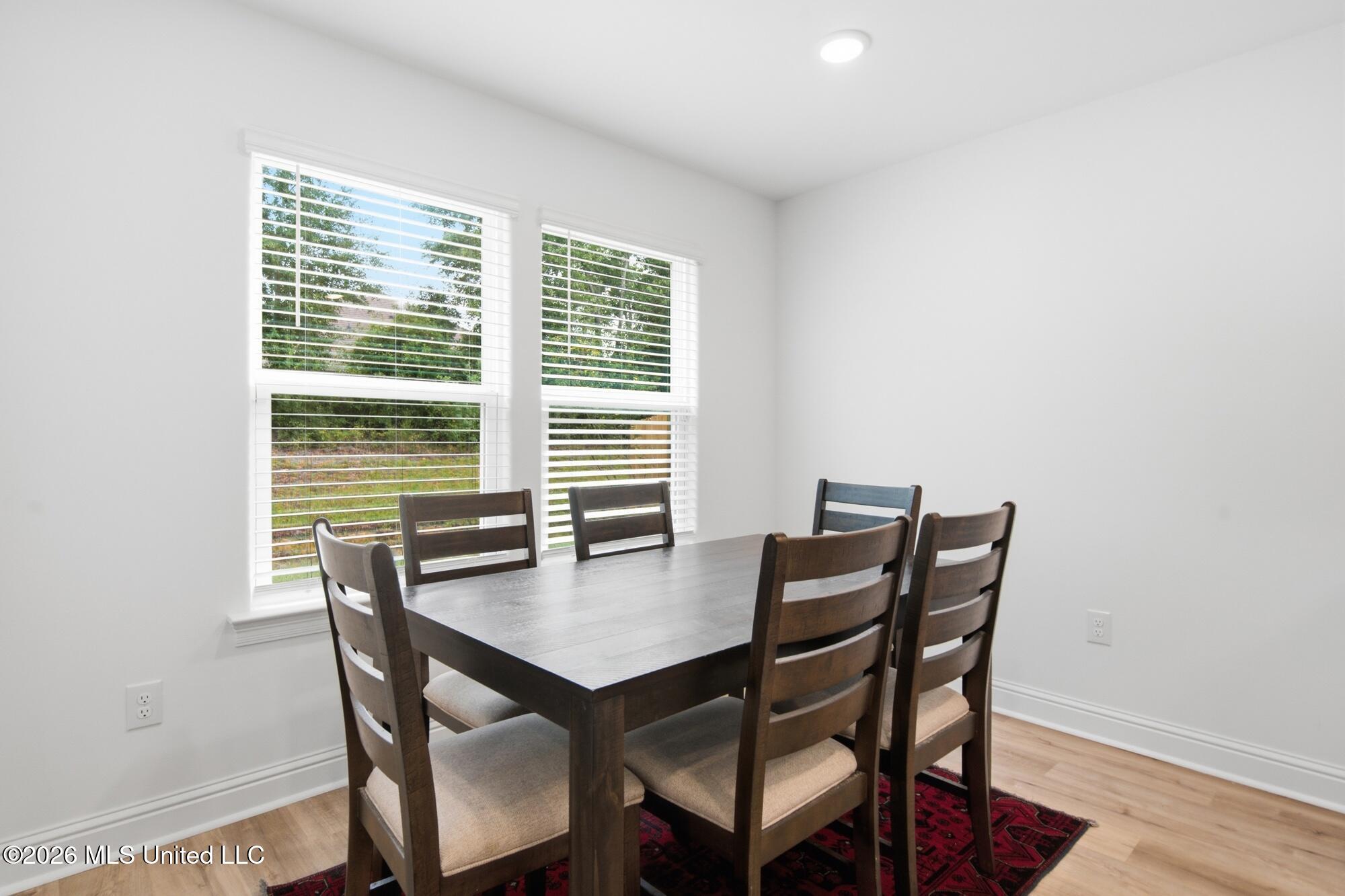 10504 Glade Cove Property Photo 9