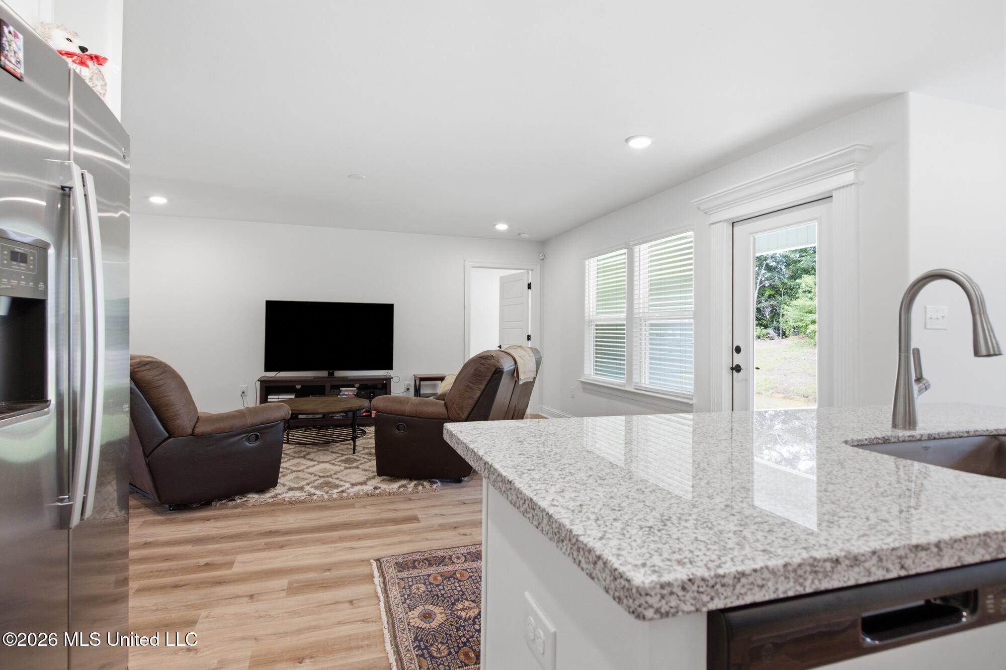 10504 Glade Cove Property Photo 13