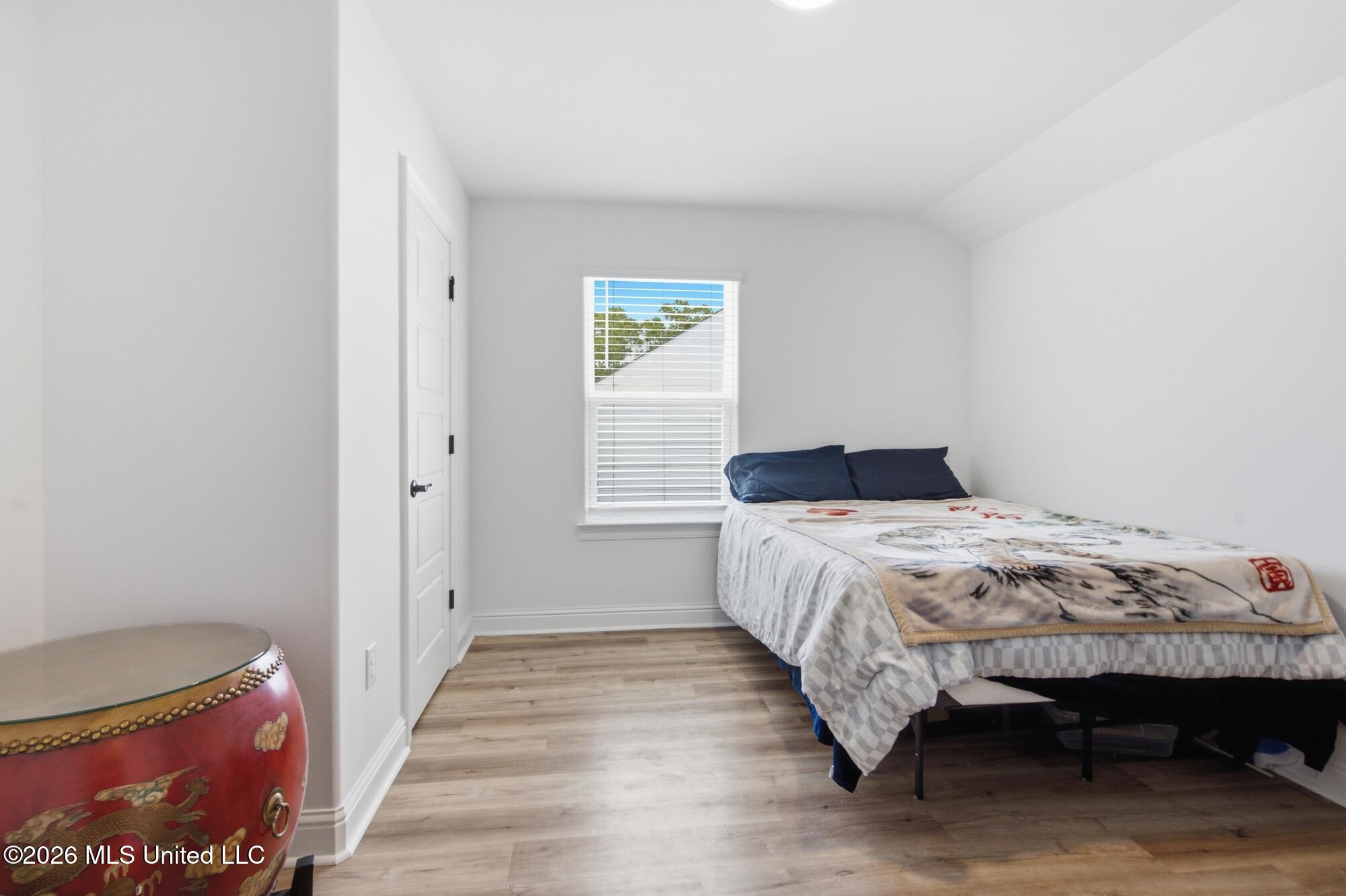 10504 Glade Cove Property Photo 28