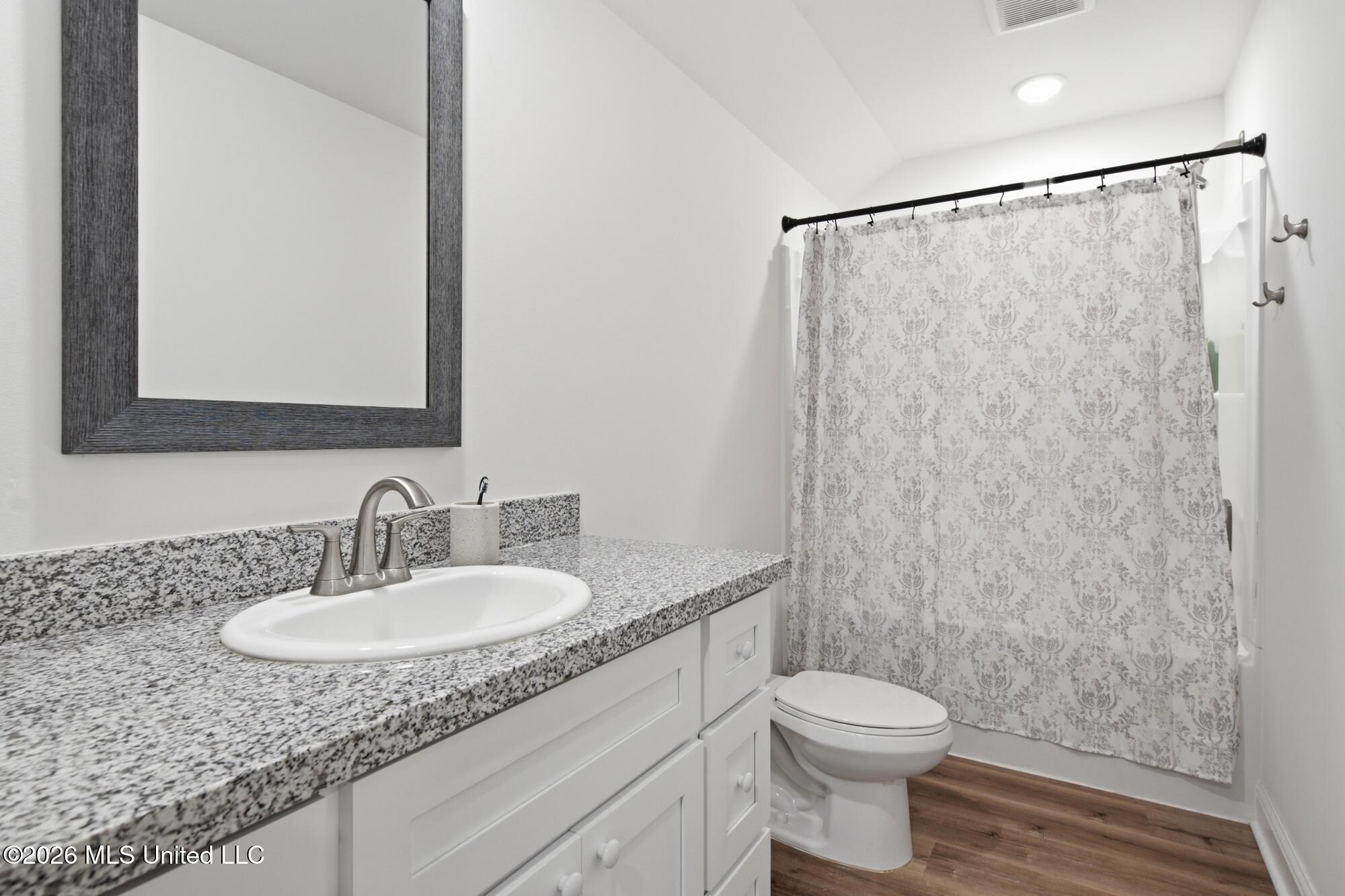 10504 Glade Cove Property Photo 30