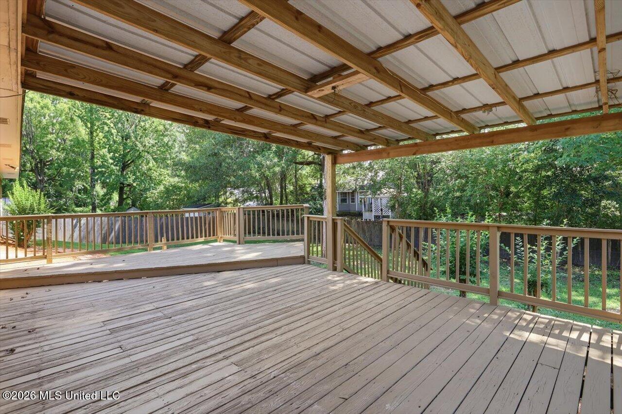 111 Fern Drive Property Photo 26
