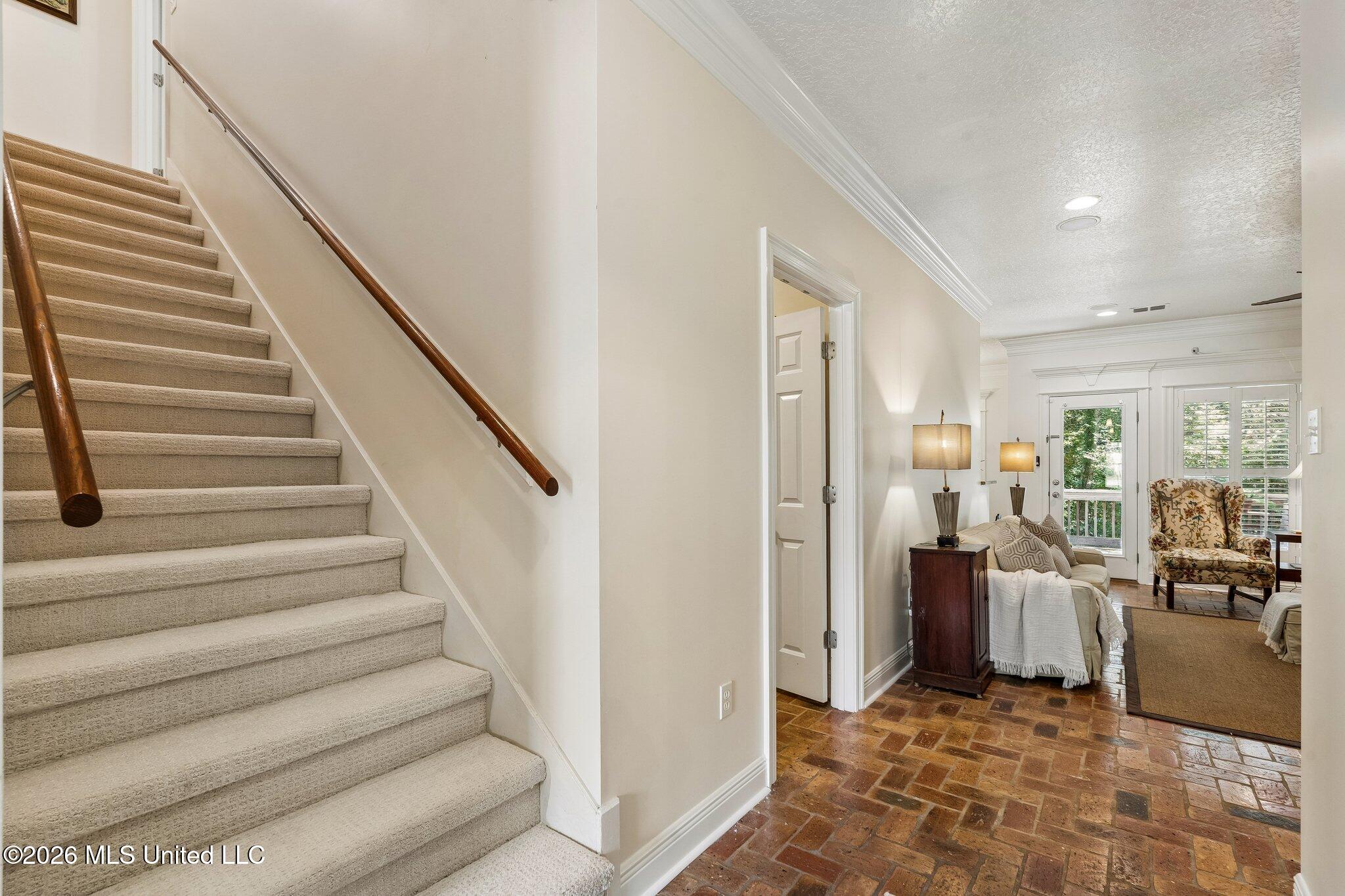 912 Bent Tree Circle Property Photo 15