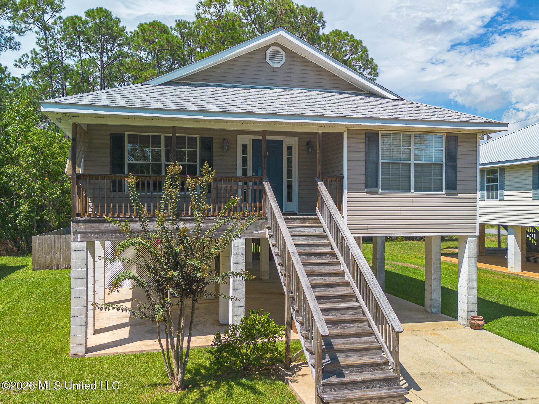 131 Northwood Drive Property Photo 1