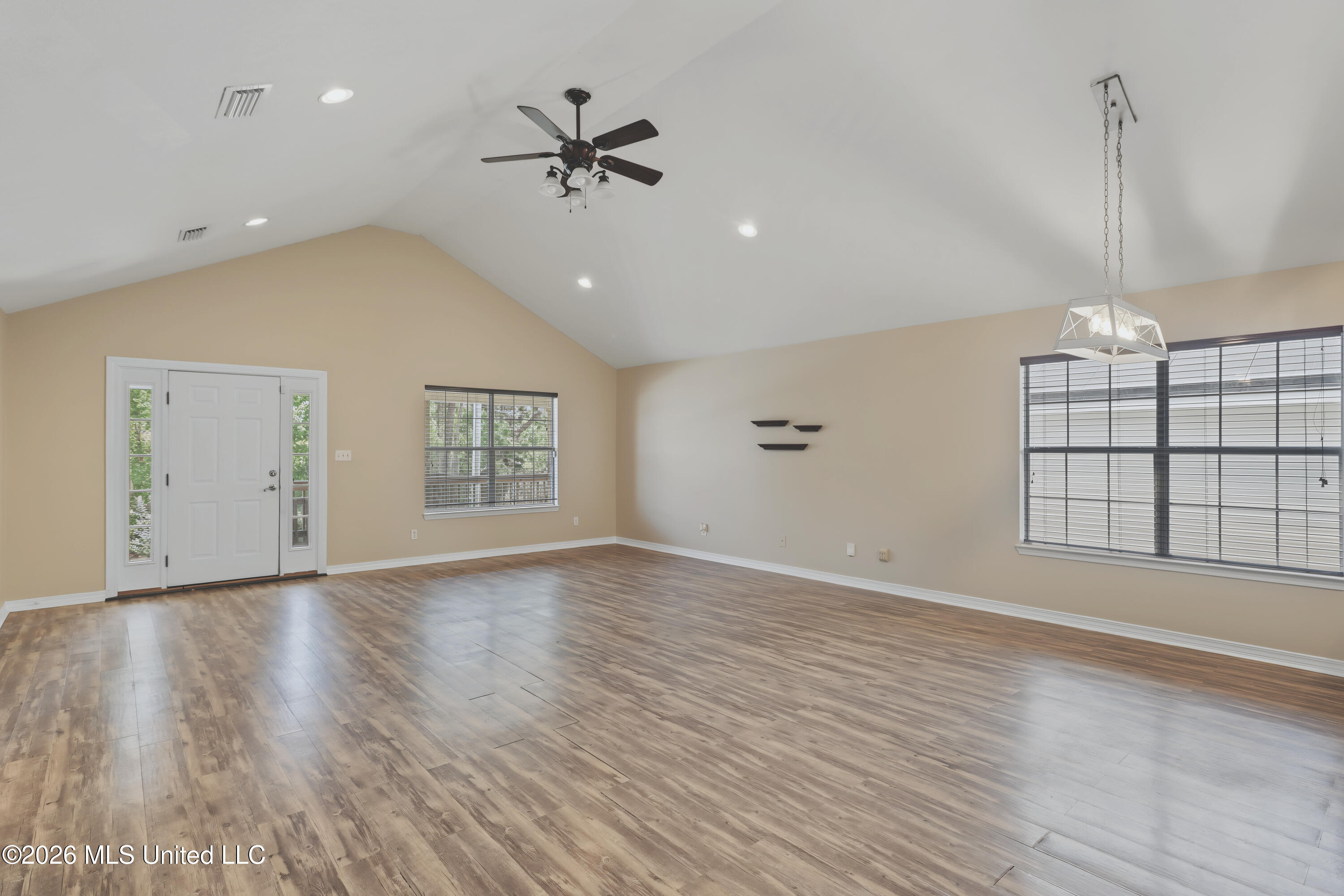 131 Northwood Drive Property Photo 4
