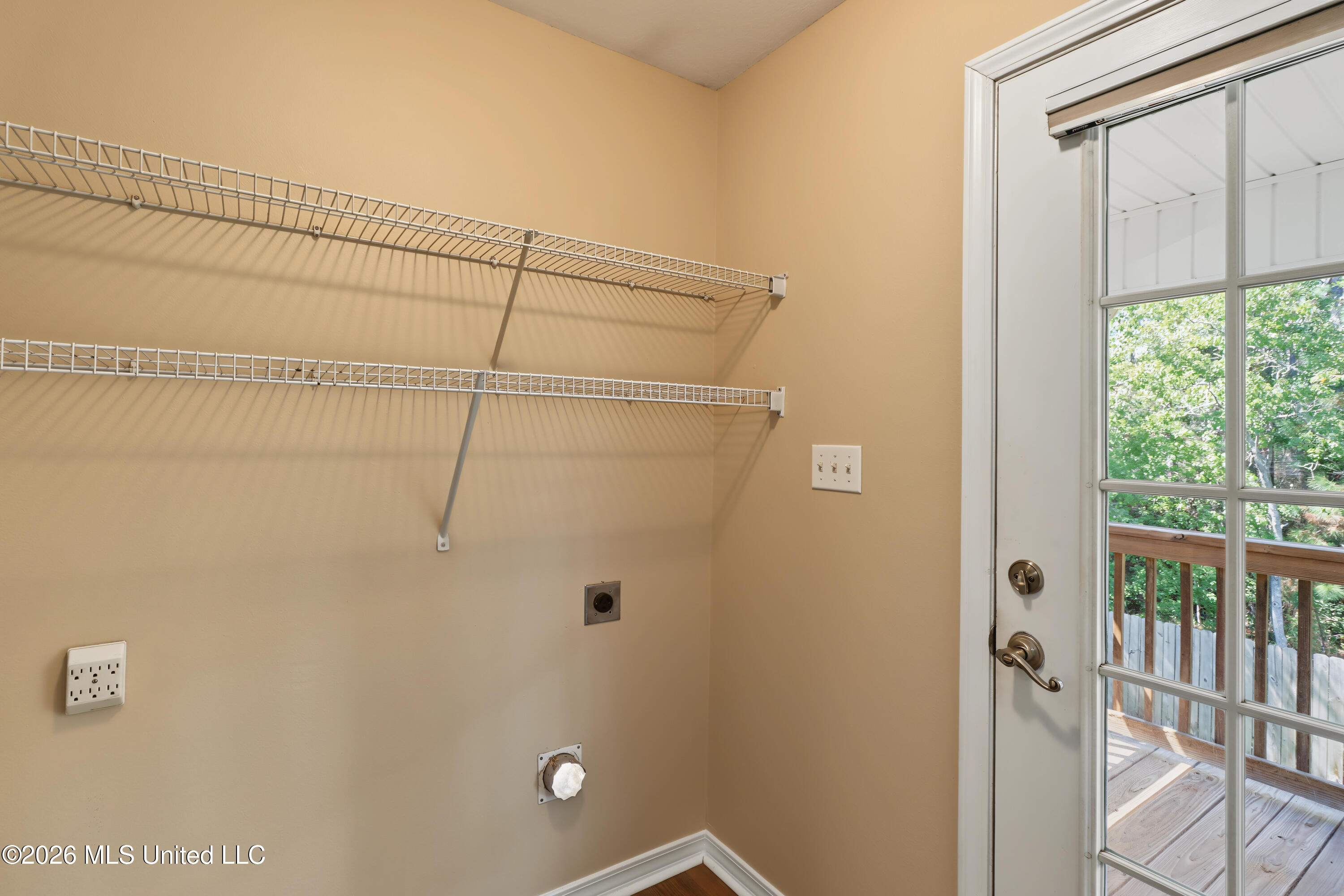 131 Northwood Drive Property Photo 9