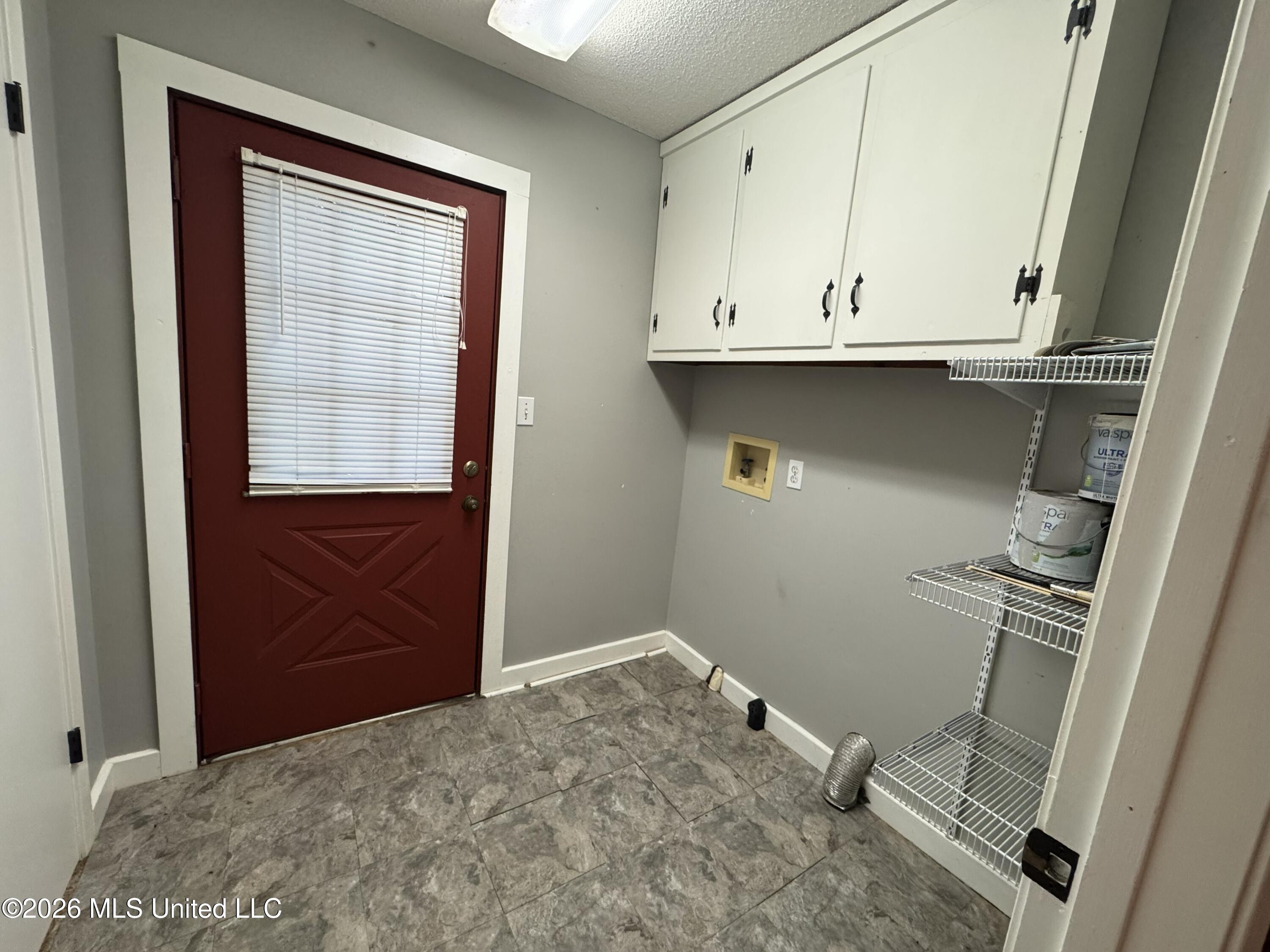 1100 Rolling Wood Drive Property Photo 19