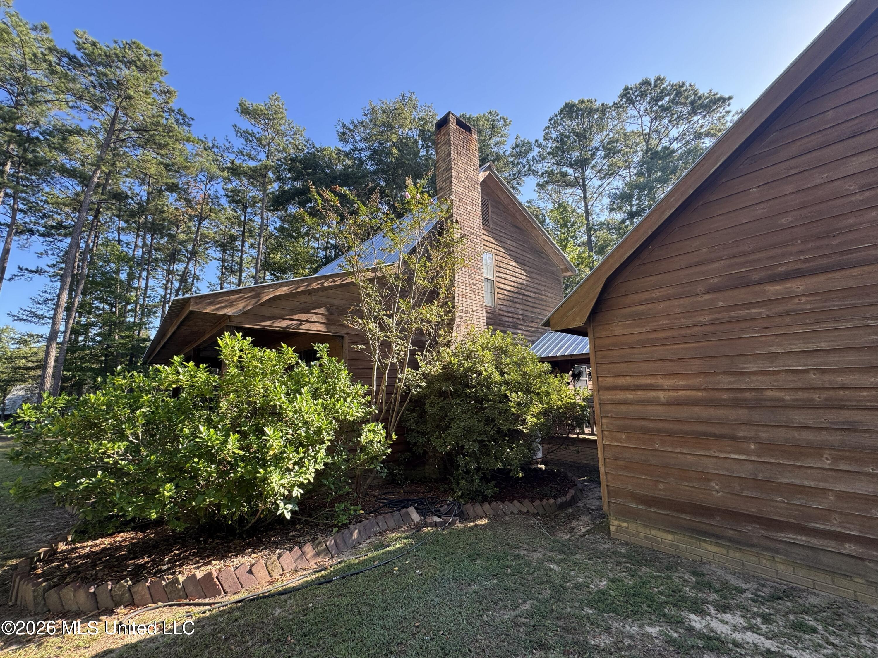 1100 Rolling Wood Drive Property Photo 54