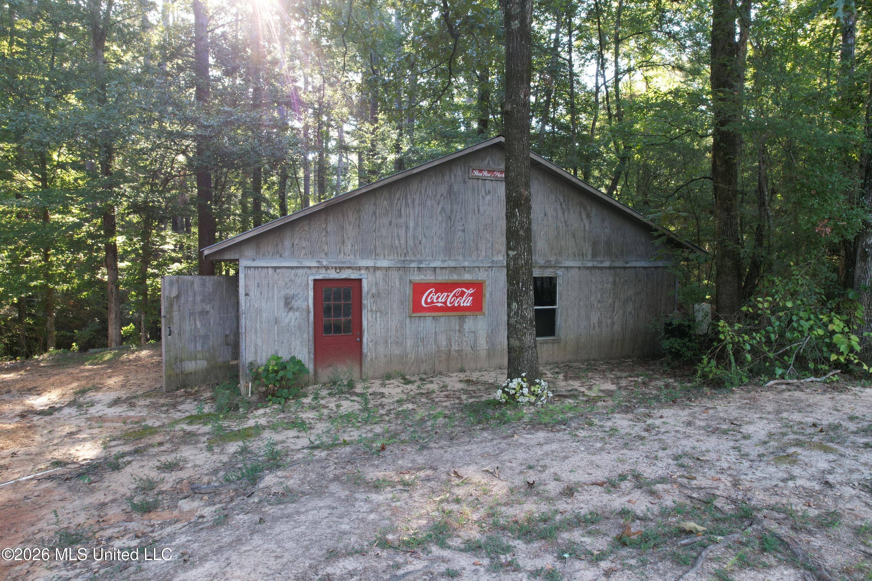 1100 Rolling Wood Drive Property Photo 74