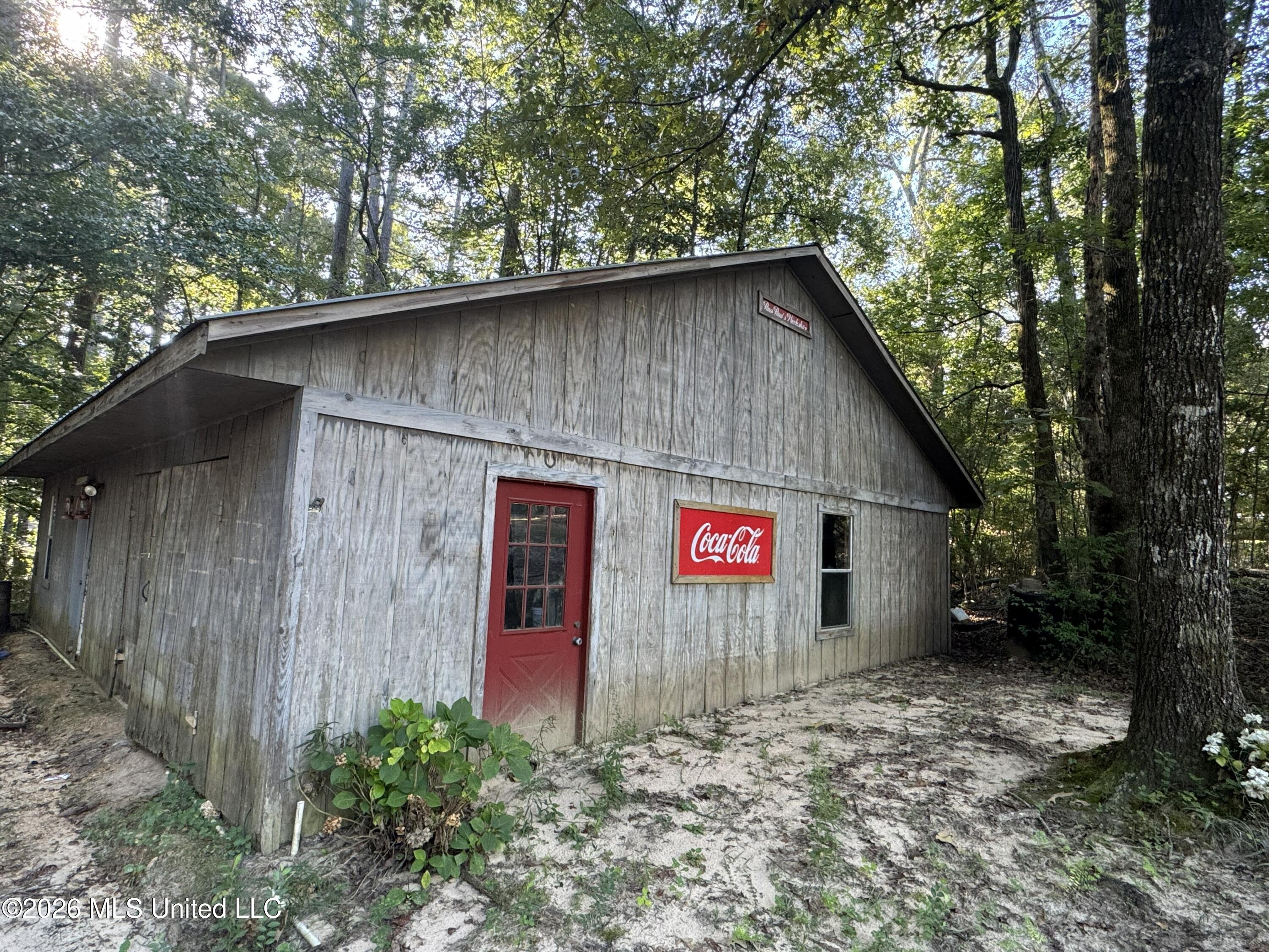 1100 Rolling Wood Drive Property Photo 75