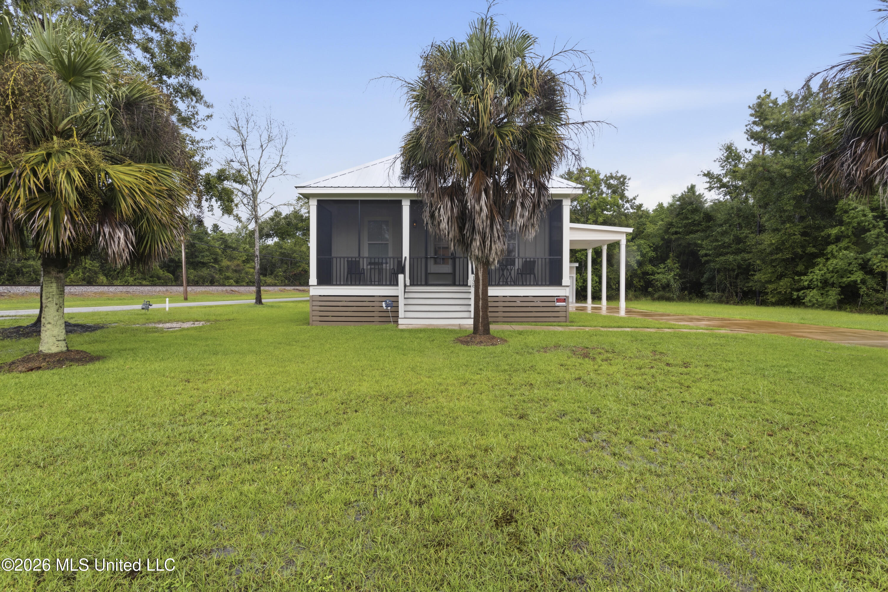 138 Lafitte Drive Property Photo 3