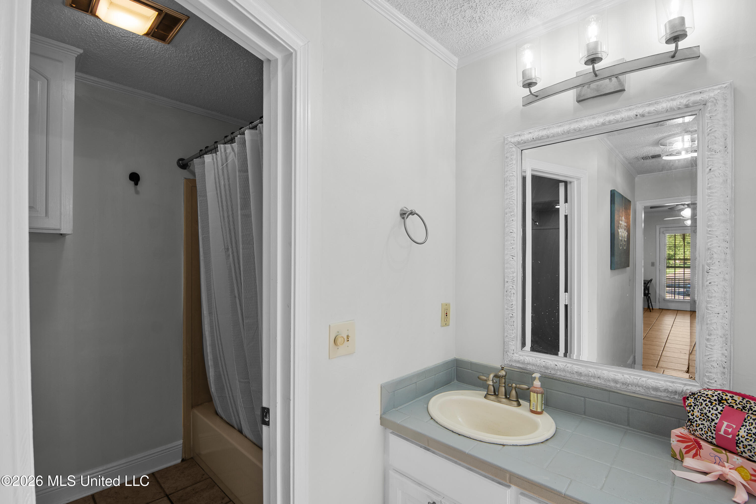 110 Stonington Court Property Photo 19
