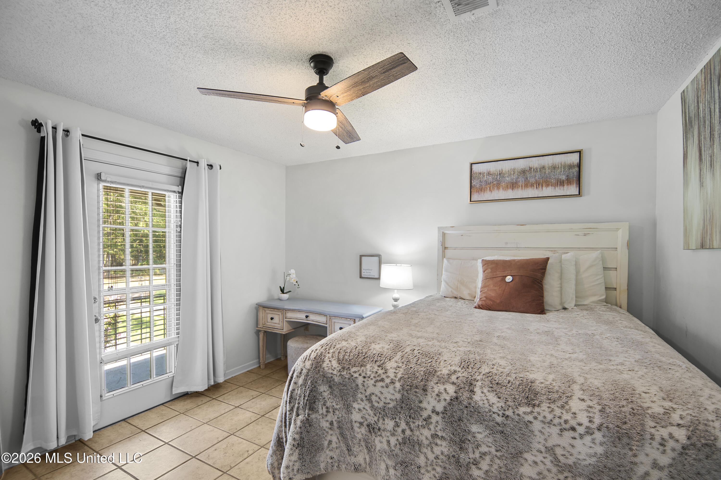 110 Stonington Court Property Photo 27