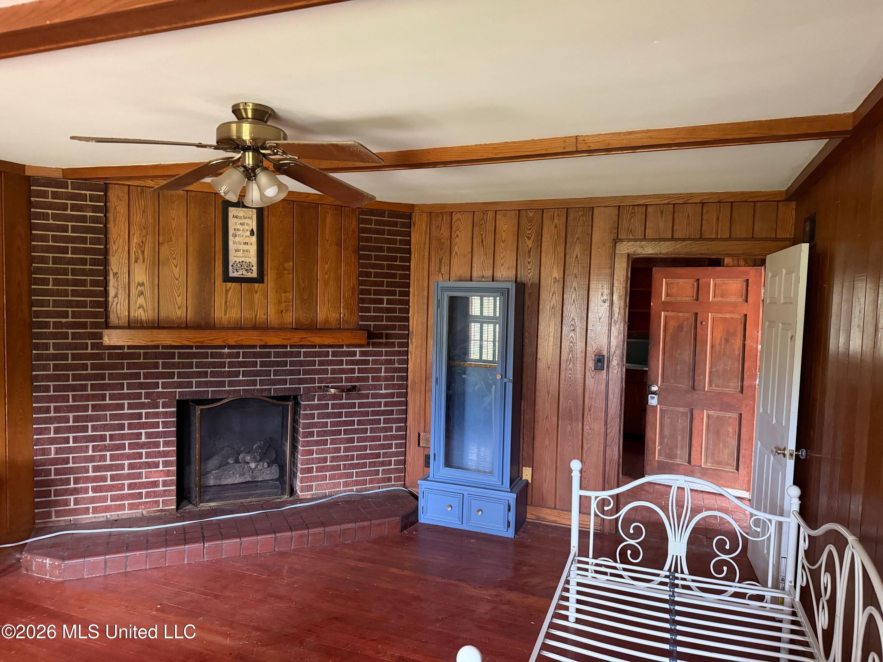 1202 Highland Drive Property Photo 5