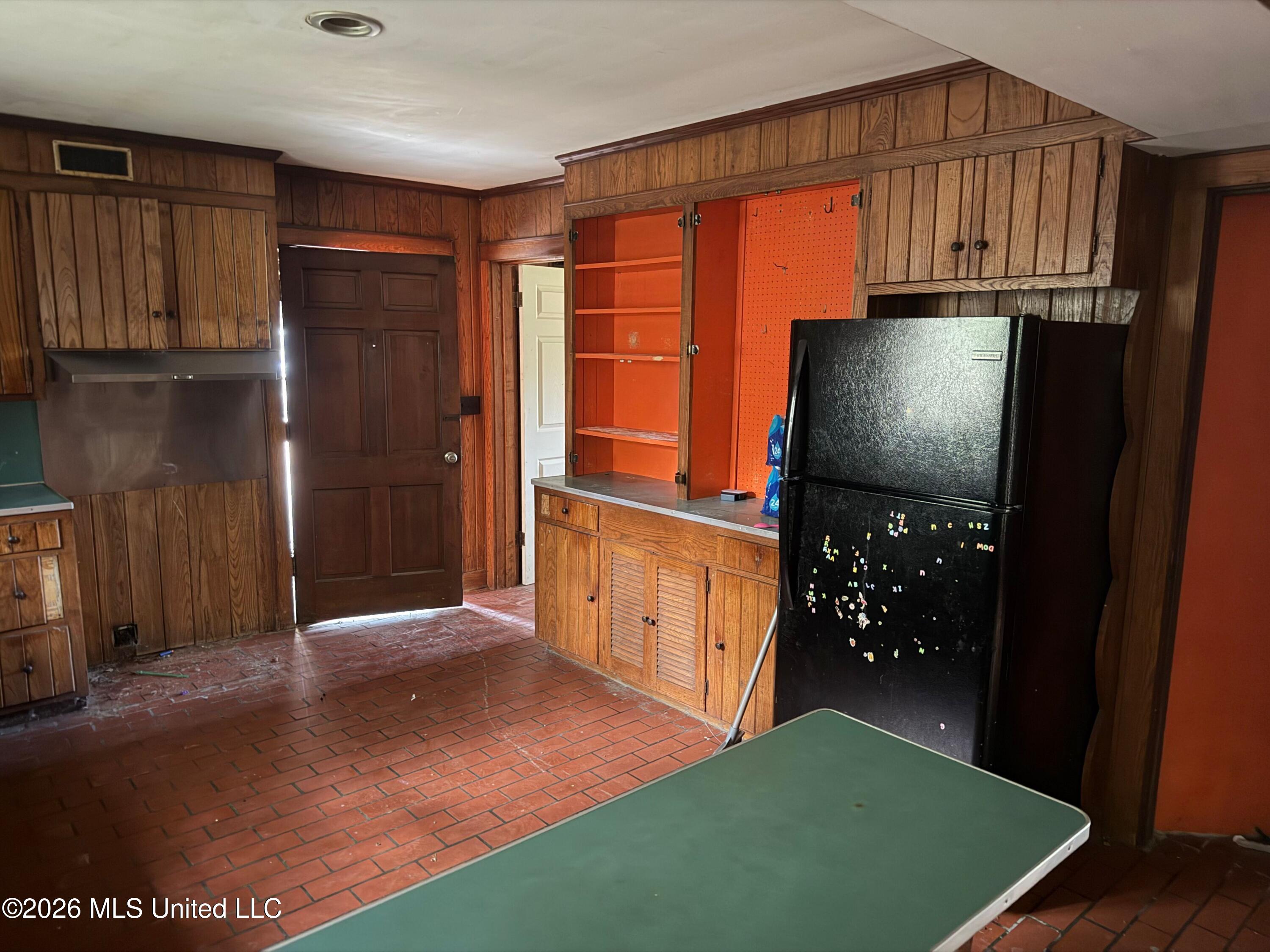 1202 Highland Drive Property Photo 8