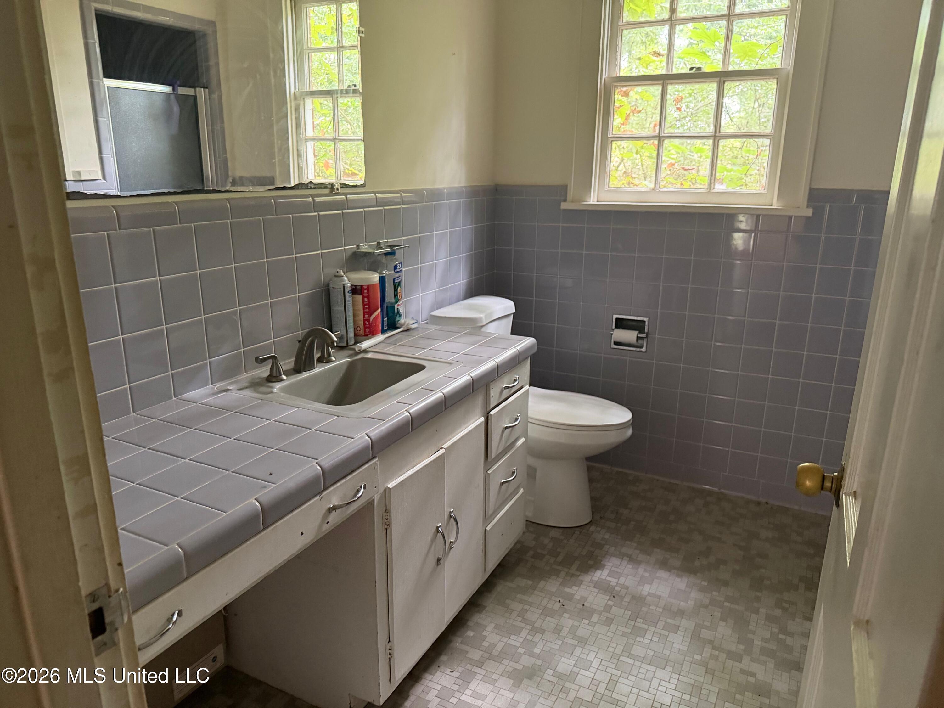 1202 Highland Drive Property Photo 12