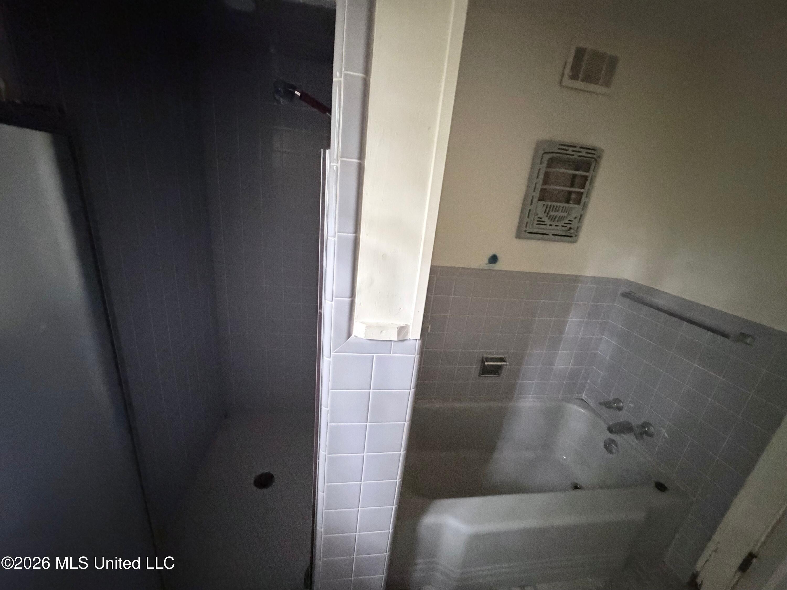 1202 Highland Drive Property Photo 13
