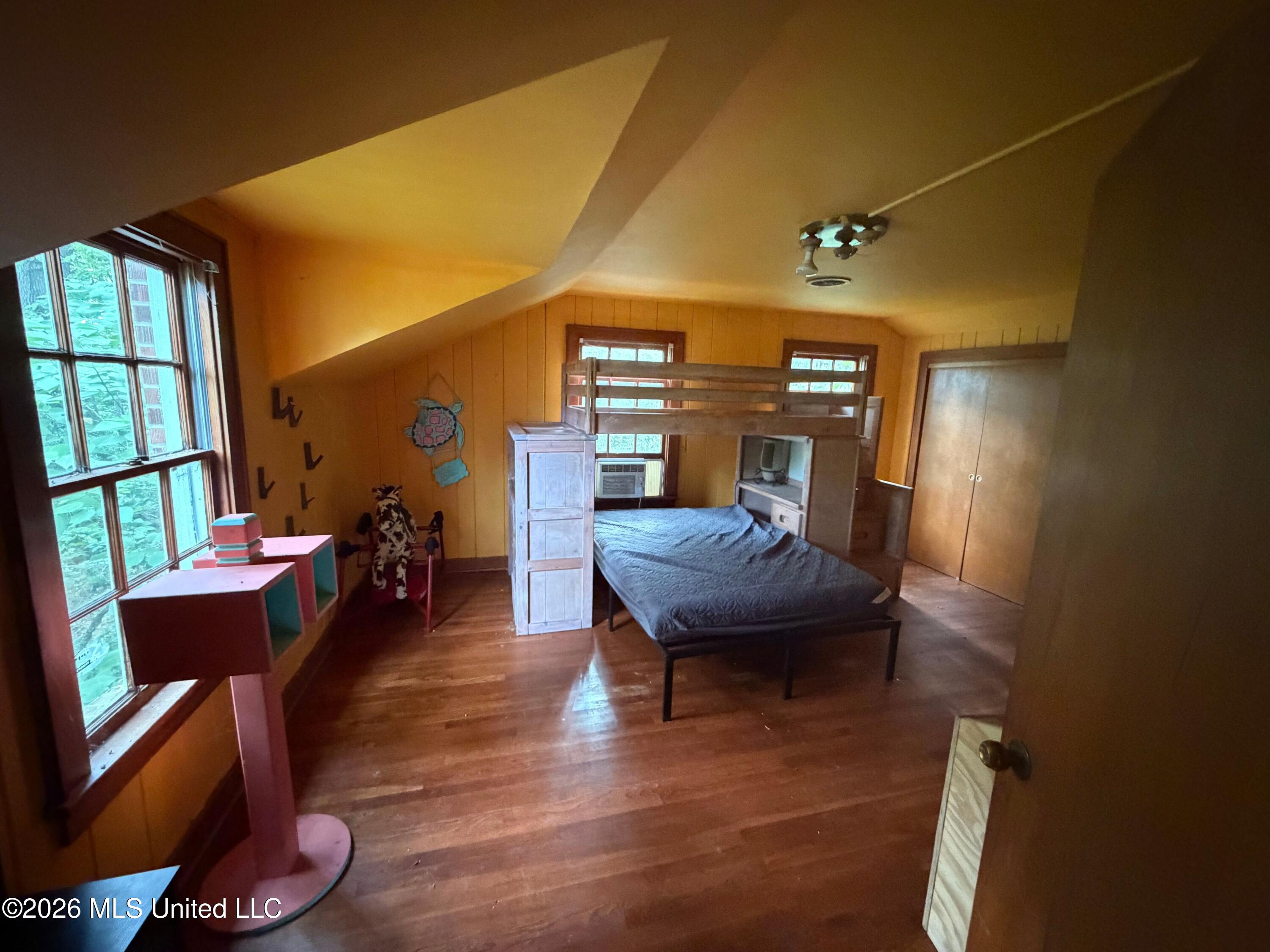 1202 Highland Drive Property Photo 15