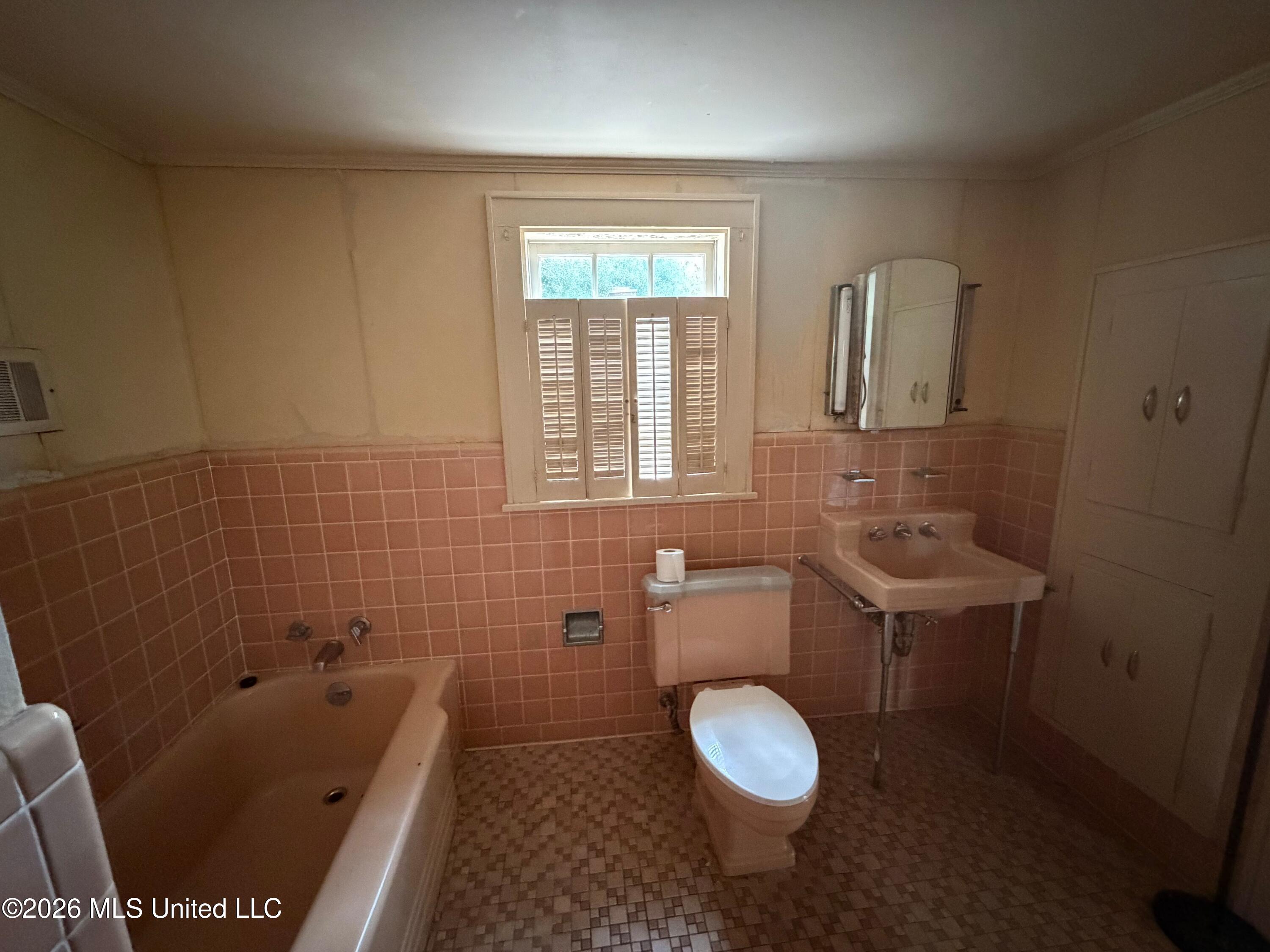 1202 Highland Drive Property Photo 16