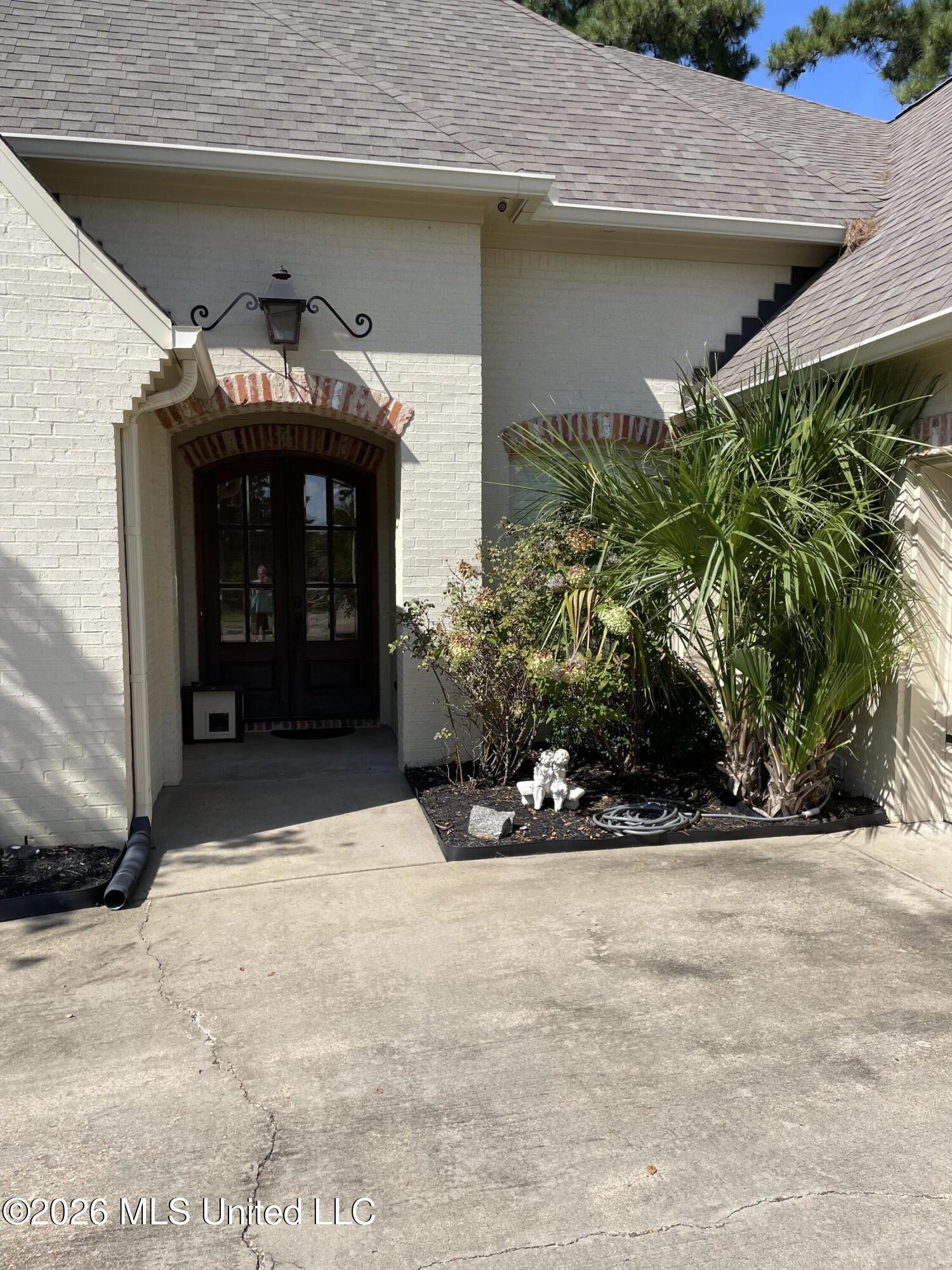 153 Grayhawk Drive Property Photo 4