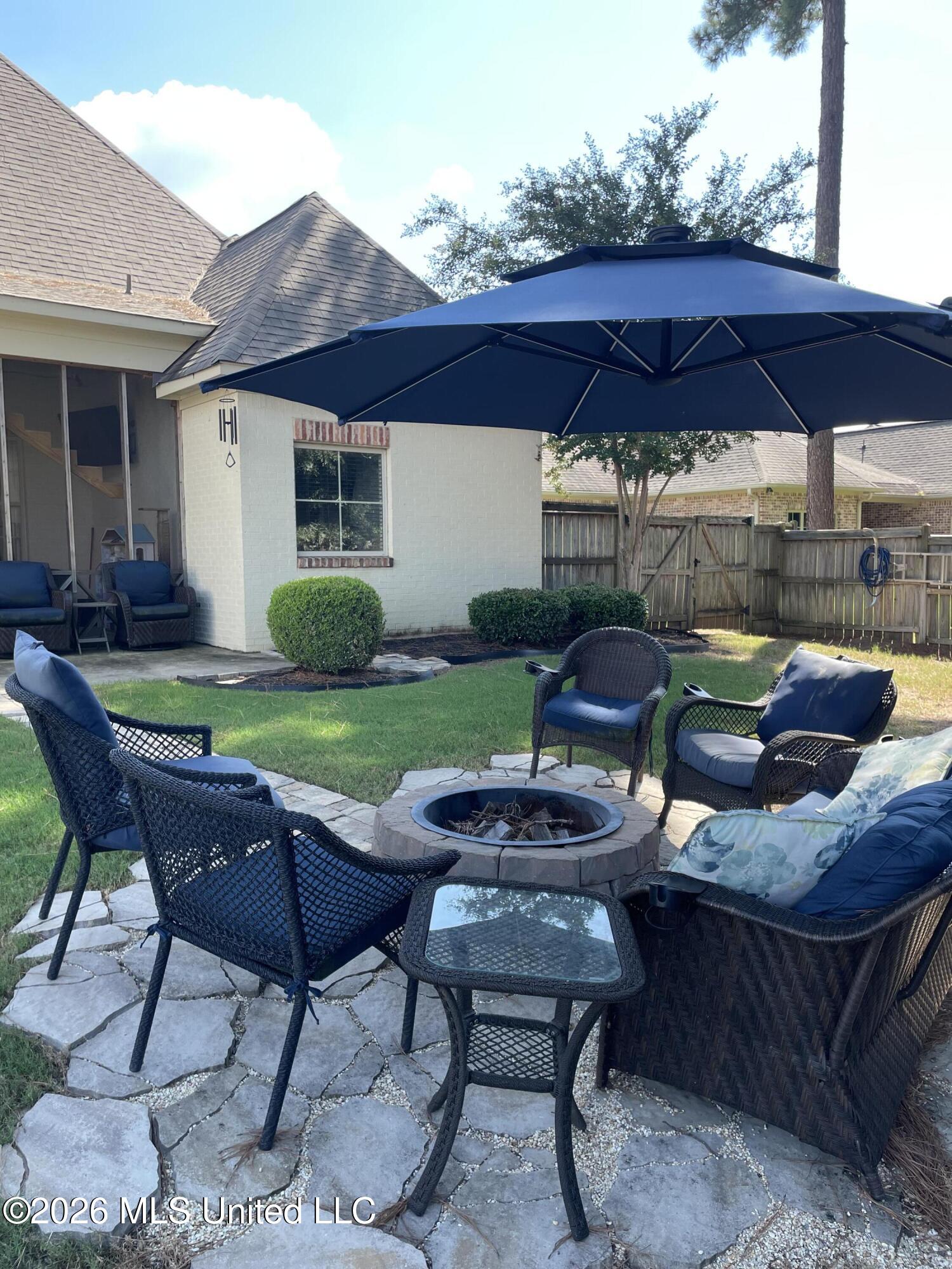 153 Grayhawk Drive Property Photo 8