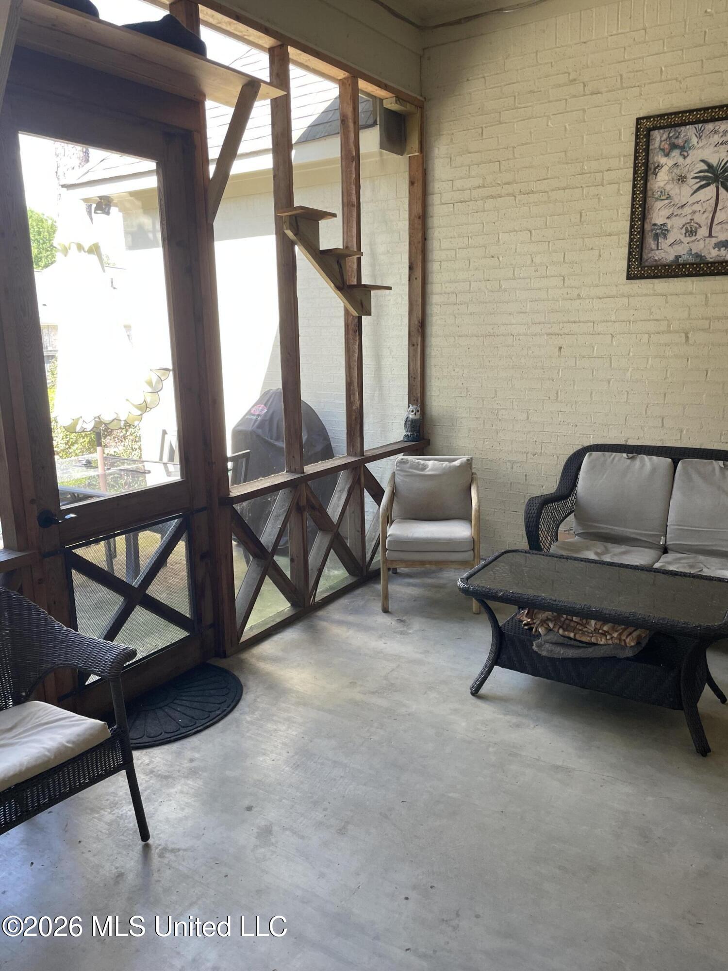 153 Grayhawk Drive Property Photo 11