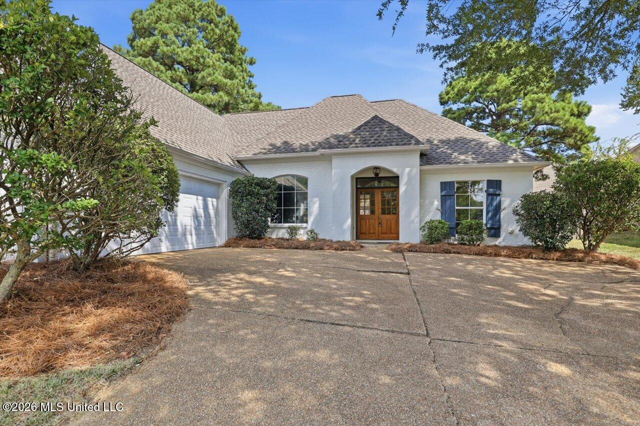 130 Savoy Park Property Photo 5