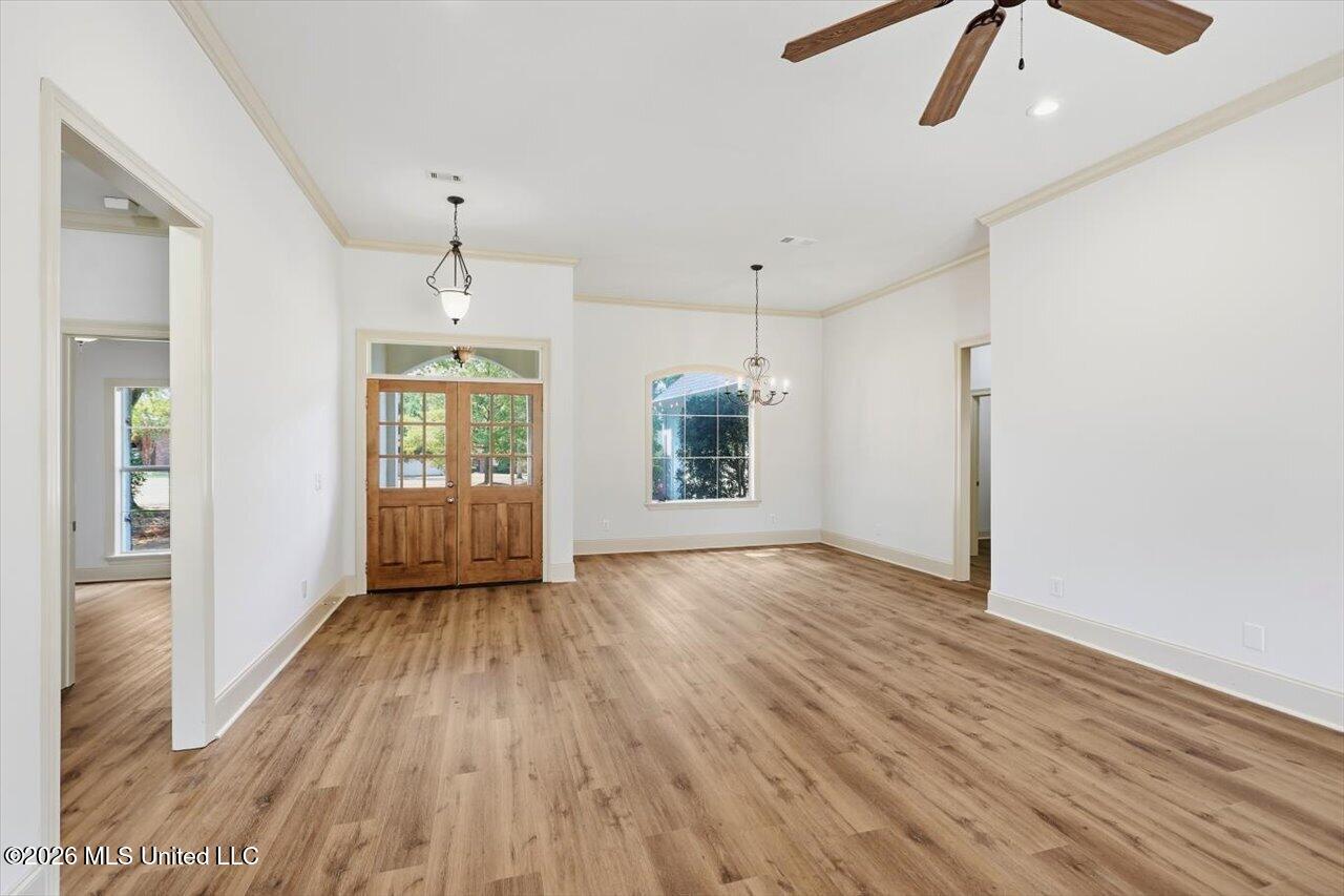 130 Savoy Park Property Photo 11