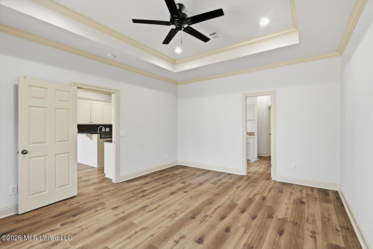 130 Savoy Park Property Photo 23