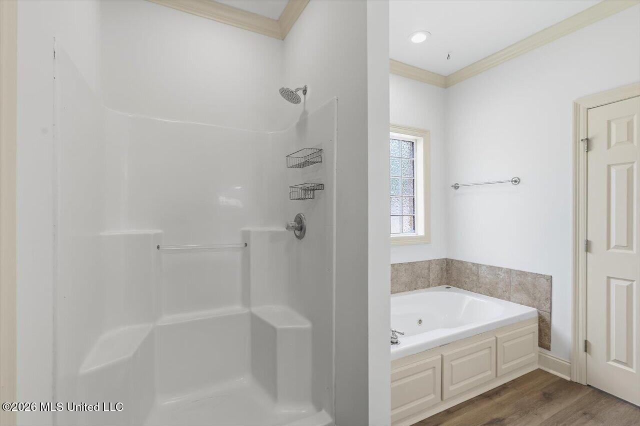 130 Savoy Park Property Photo 27