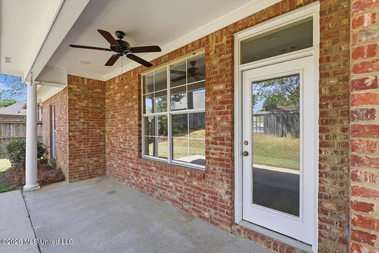 130 Savoy Park Property Photo 34