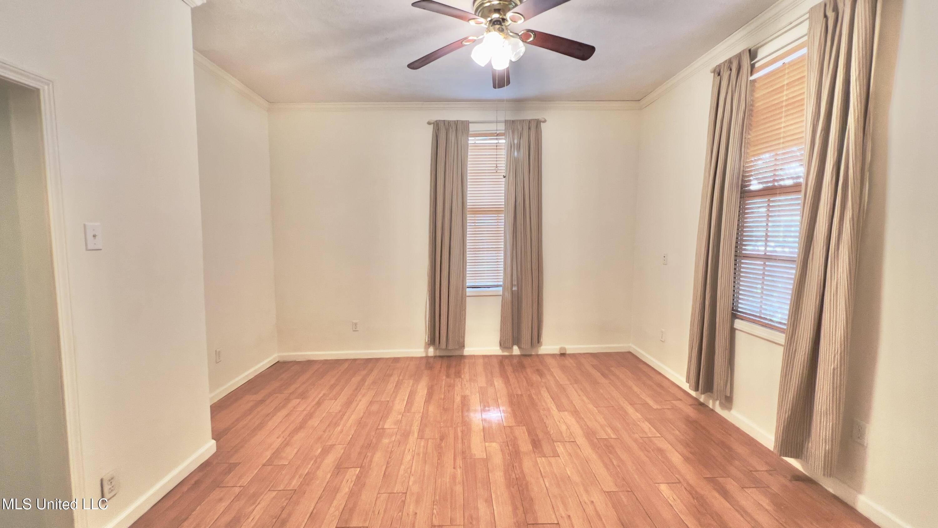 1603 Roosevelt Street Property Photo 2