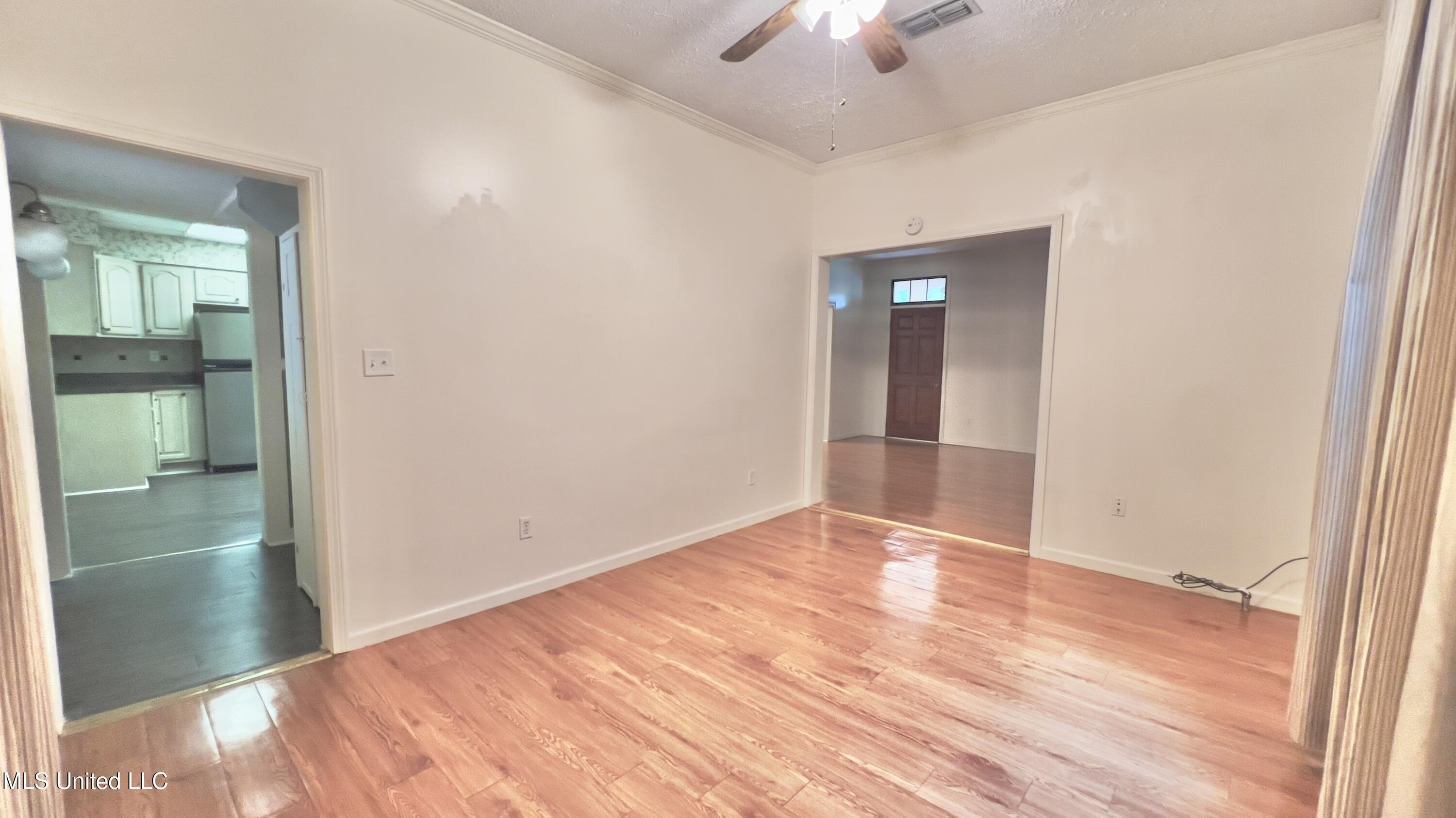 1603 Roosevelt Street Property Photo 4