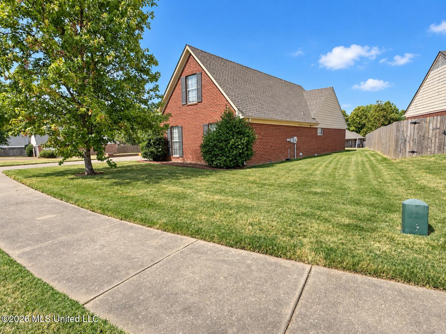 1636 Madison Cove Property Photo 3