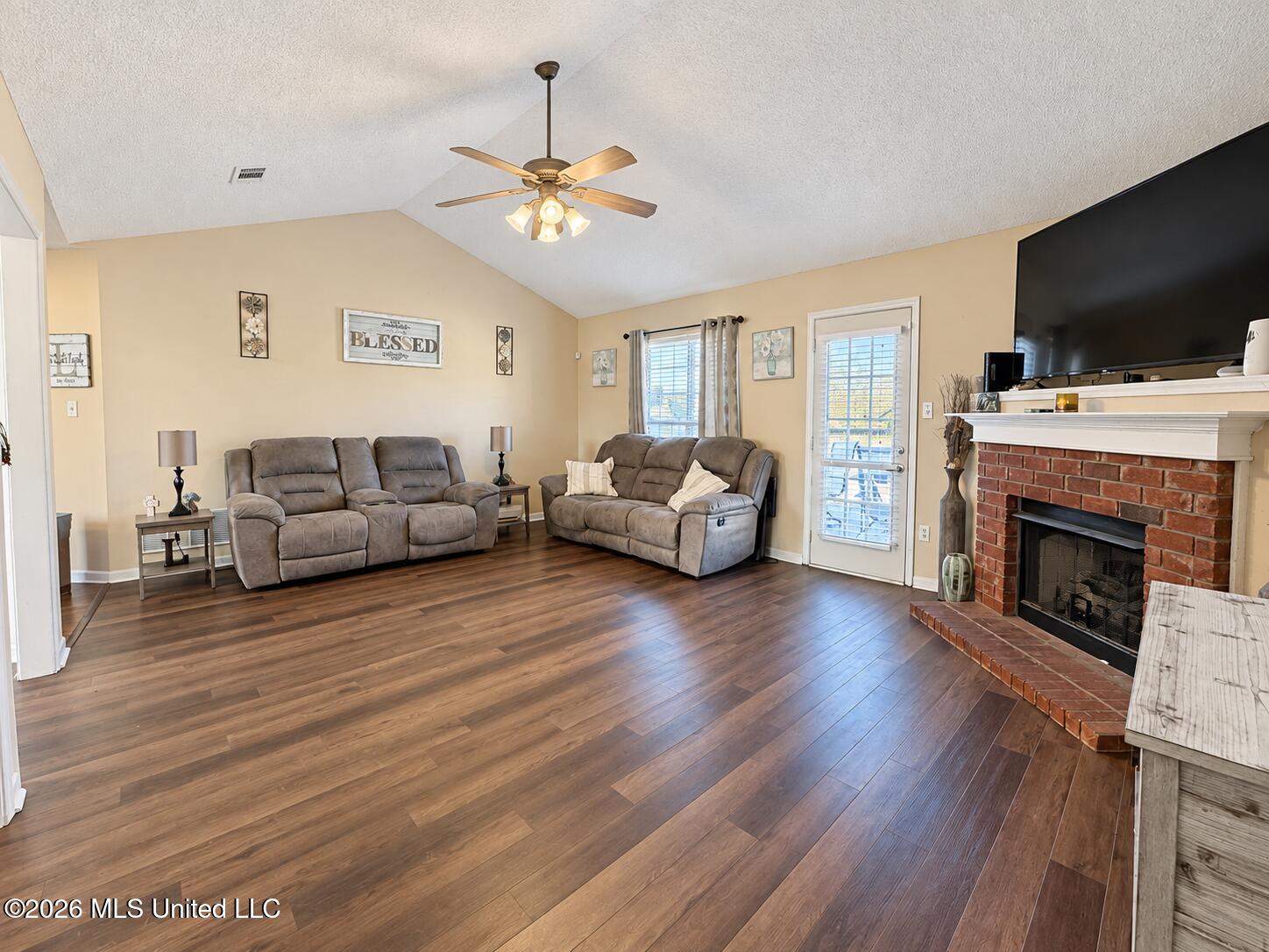 1636 Madison Cove Property Photo 5
