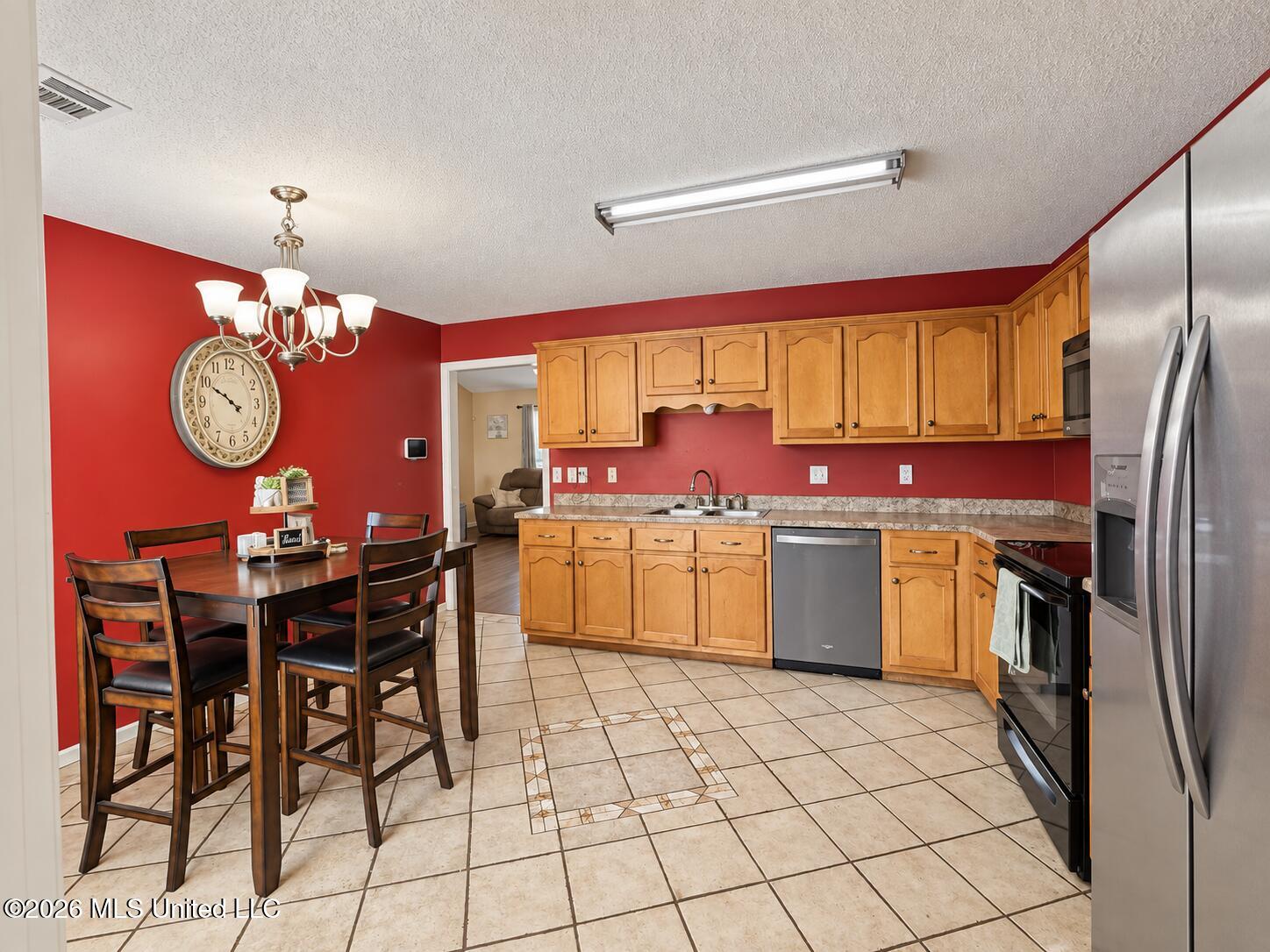 1636 Madison Cove Property Photo 10
