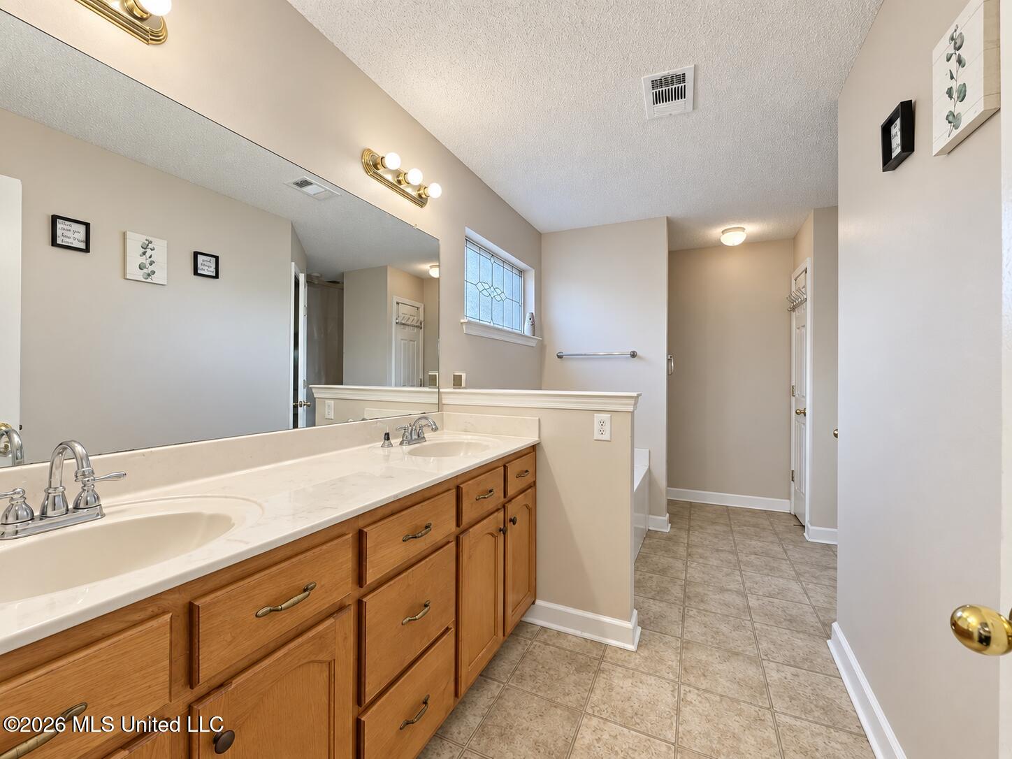 1636 Madison Cove Property Photo 17