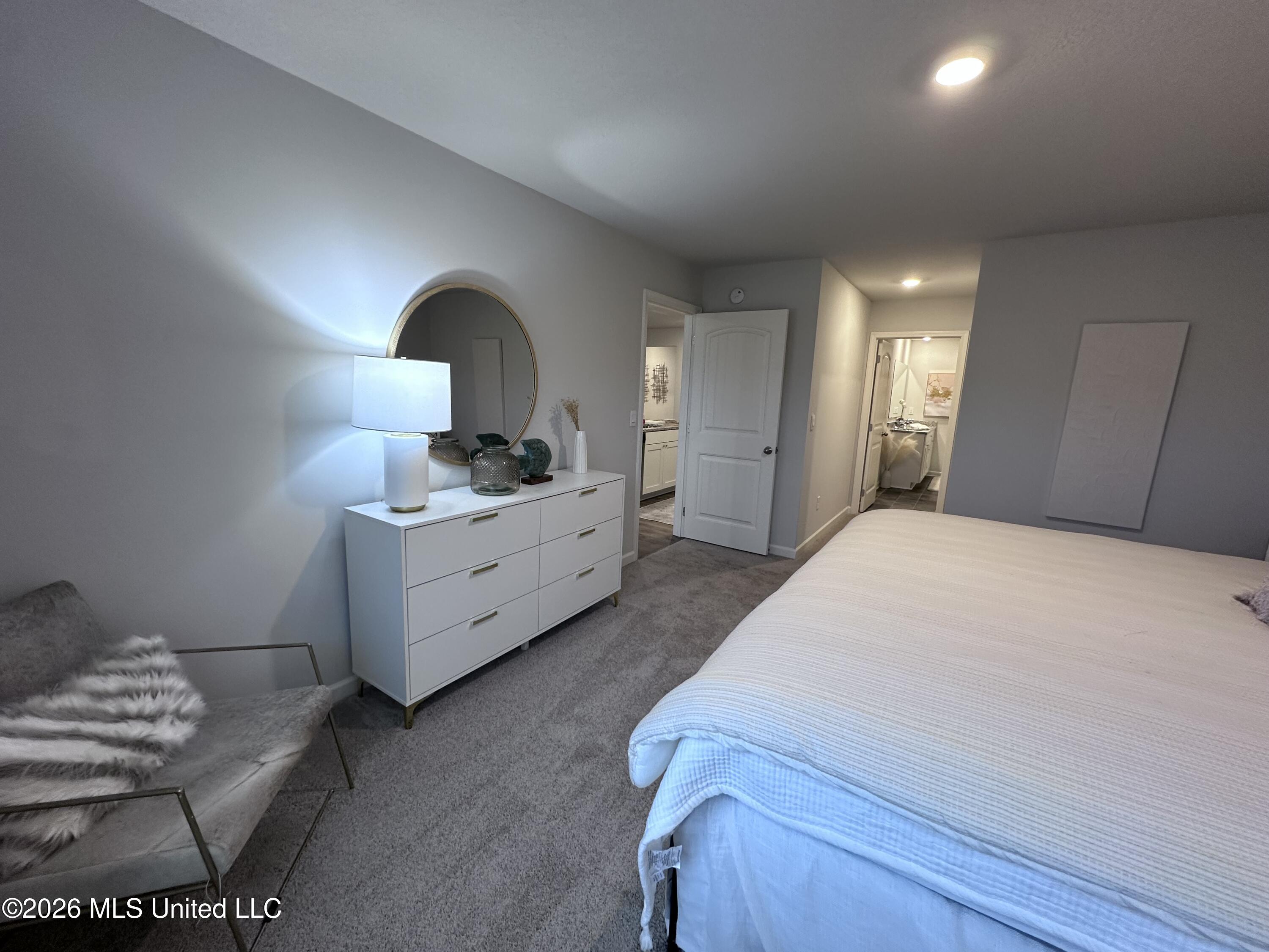 83 Pine Street Property Photo 17