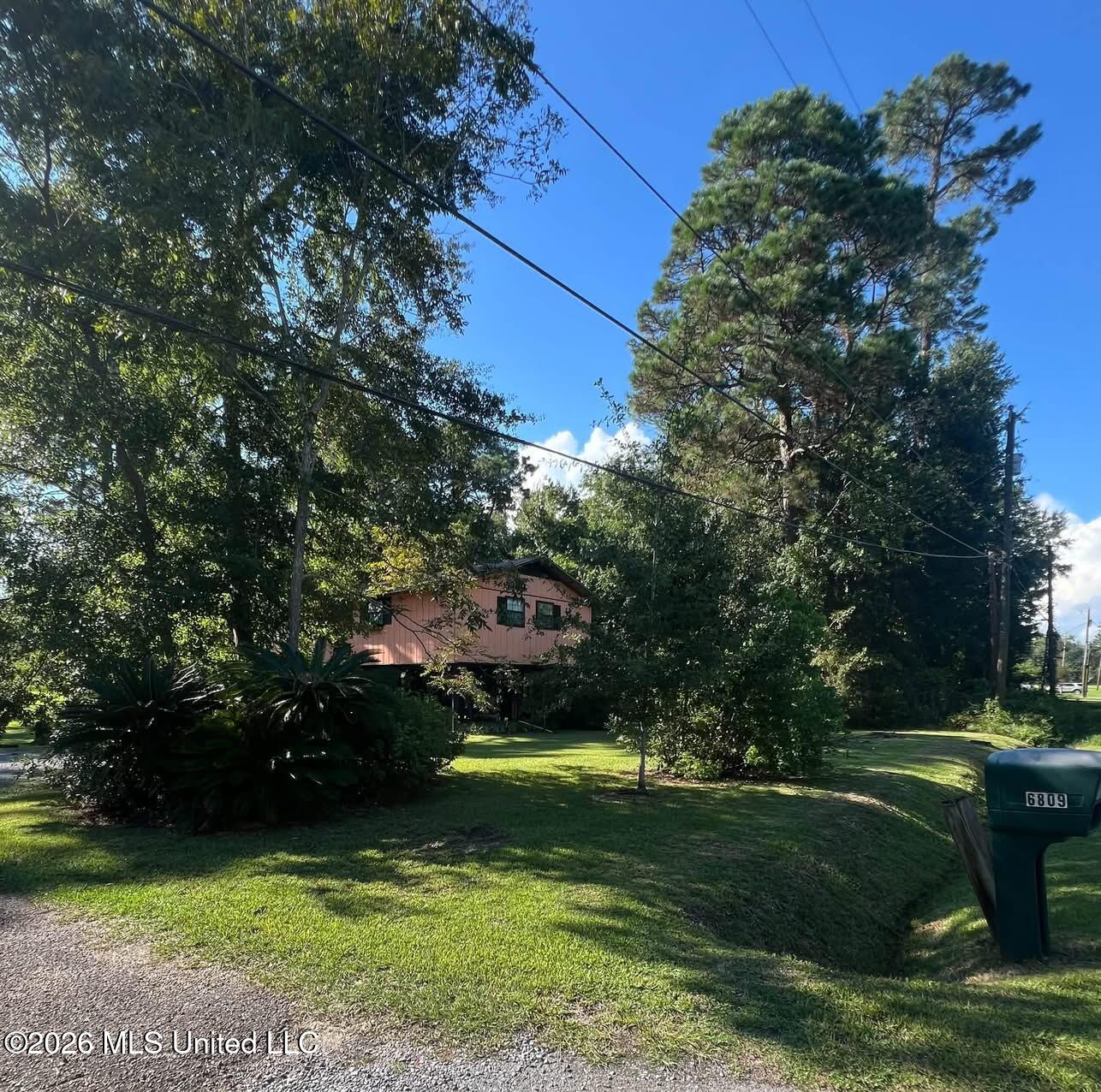 6809 Mescalero Street Property Photo 11