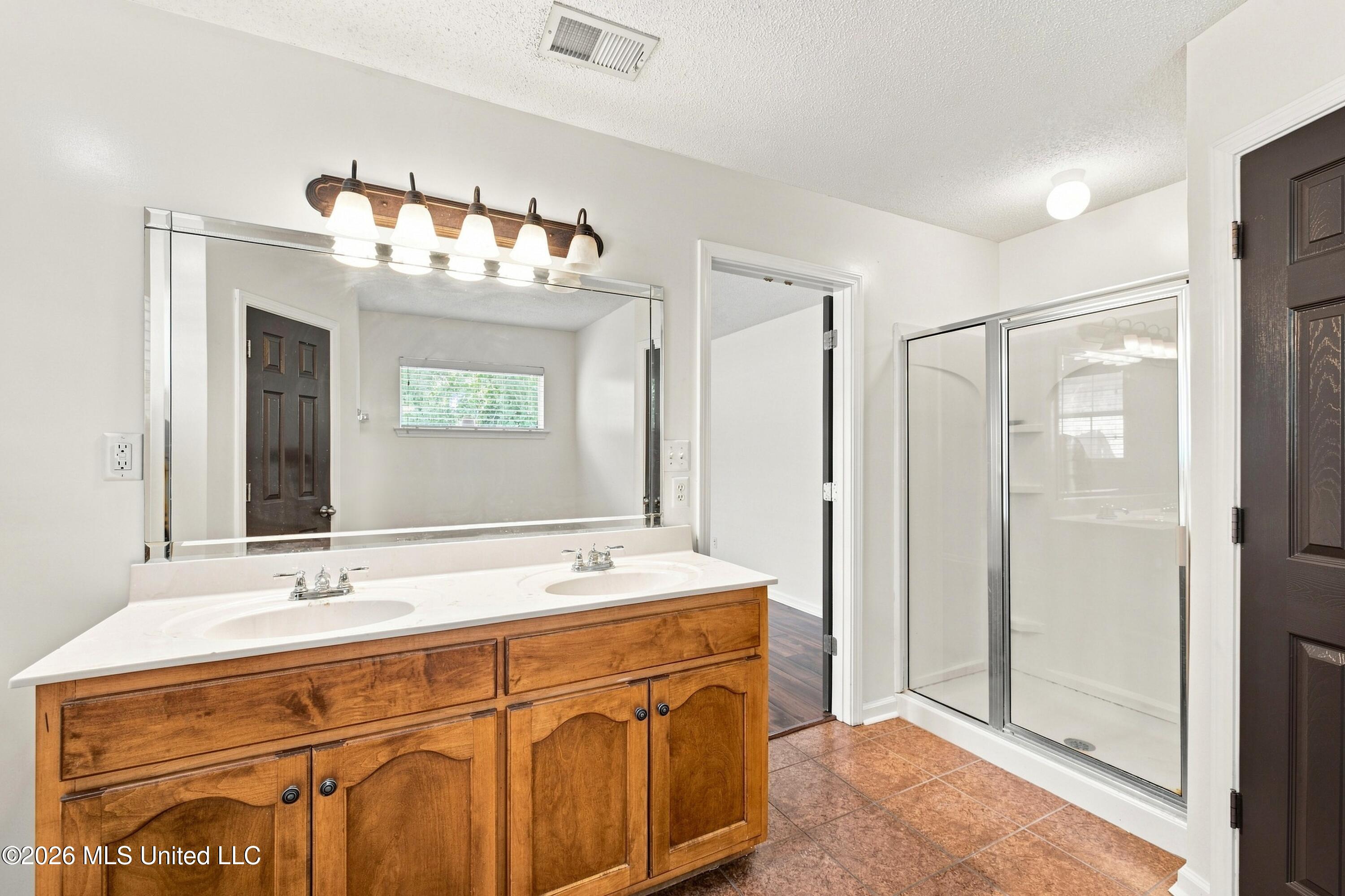 3093 Amanda Belle Property Photo 12