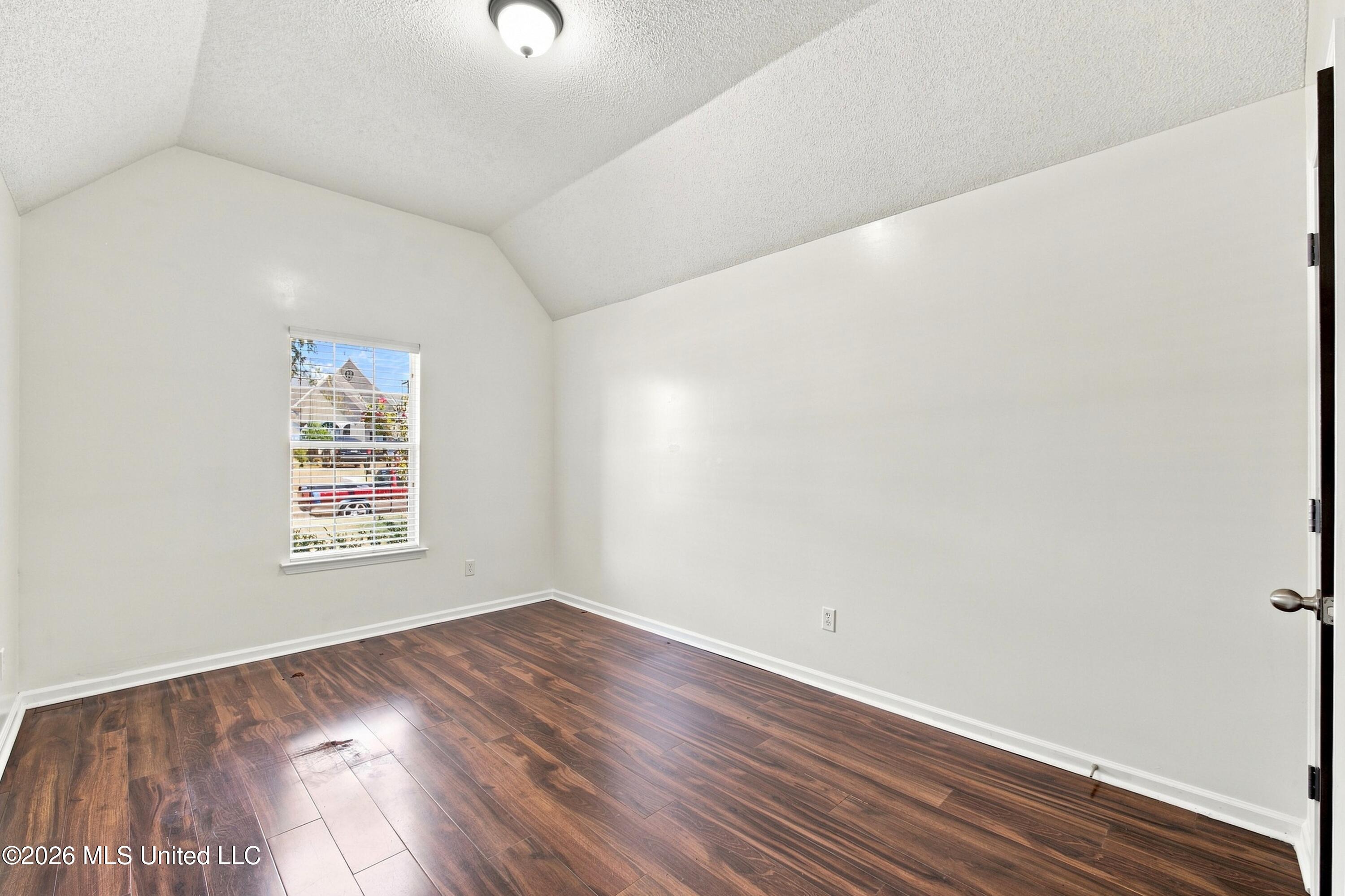 3093 Amanda Belle Property Photo 16