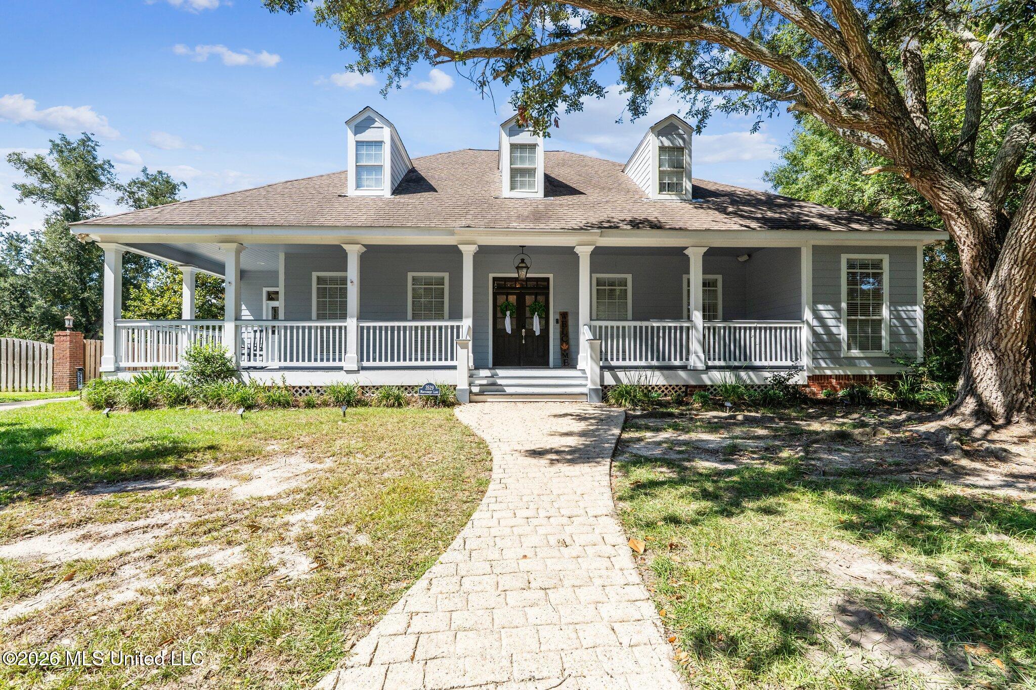 3529 Montgomery Lane Property Photo 1