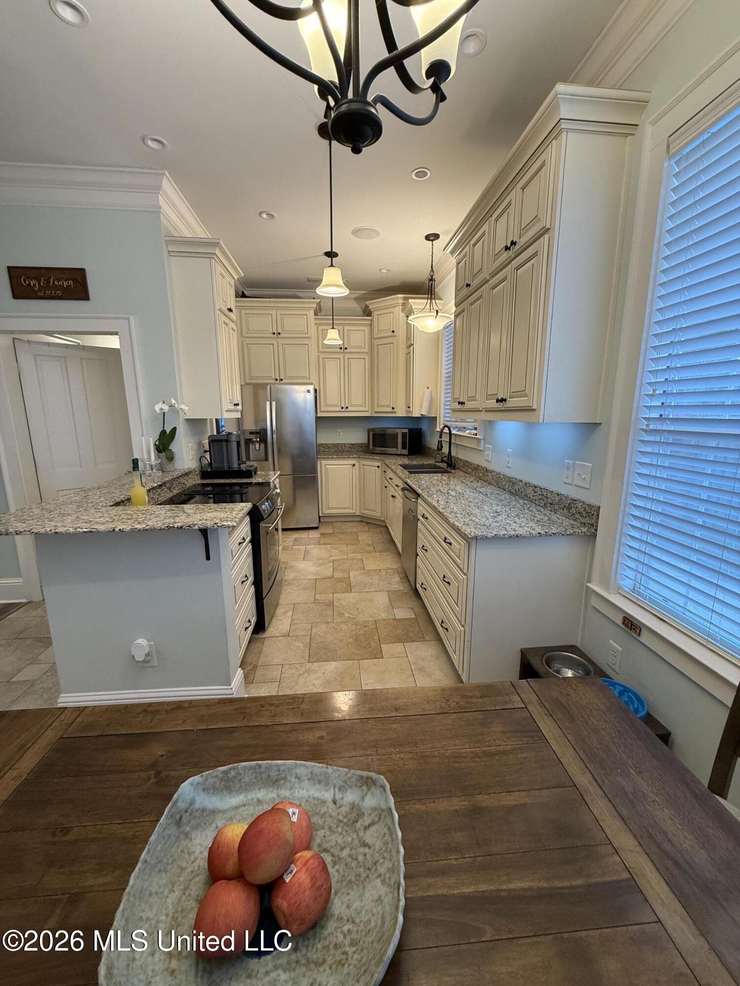 3529 Montgomery Lane Property Photo 11