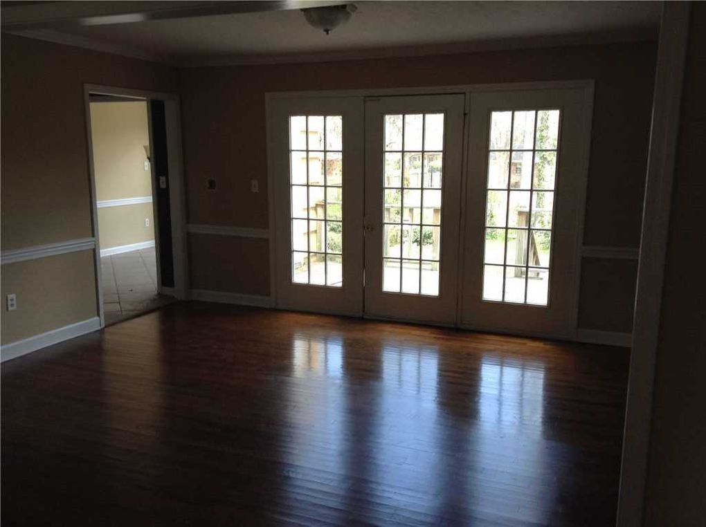 5744 Orchardview Drive Property Photo 5