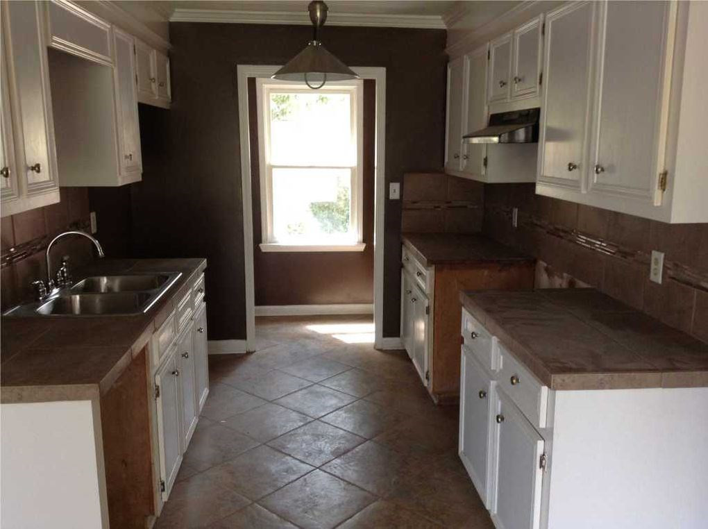 5744 Orchardview Drive Property Photo 6