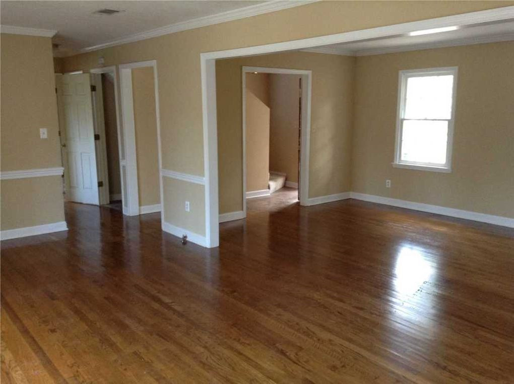 5744 Orchardview Drive Property Photo 7
