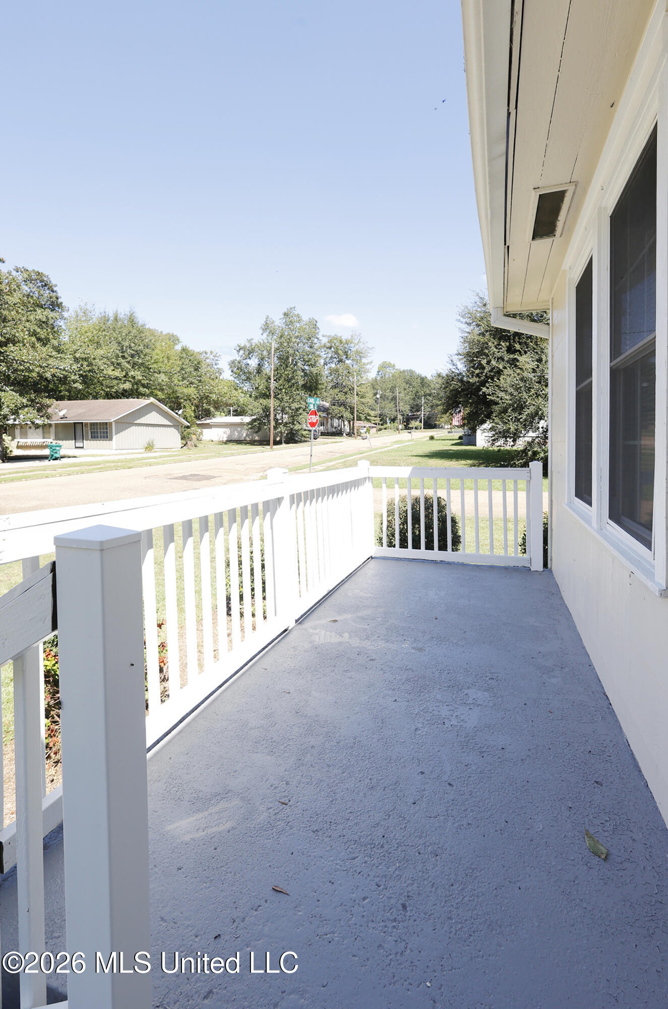 901 3rd Street Property Photo 8