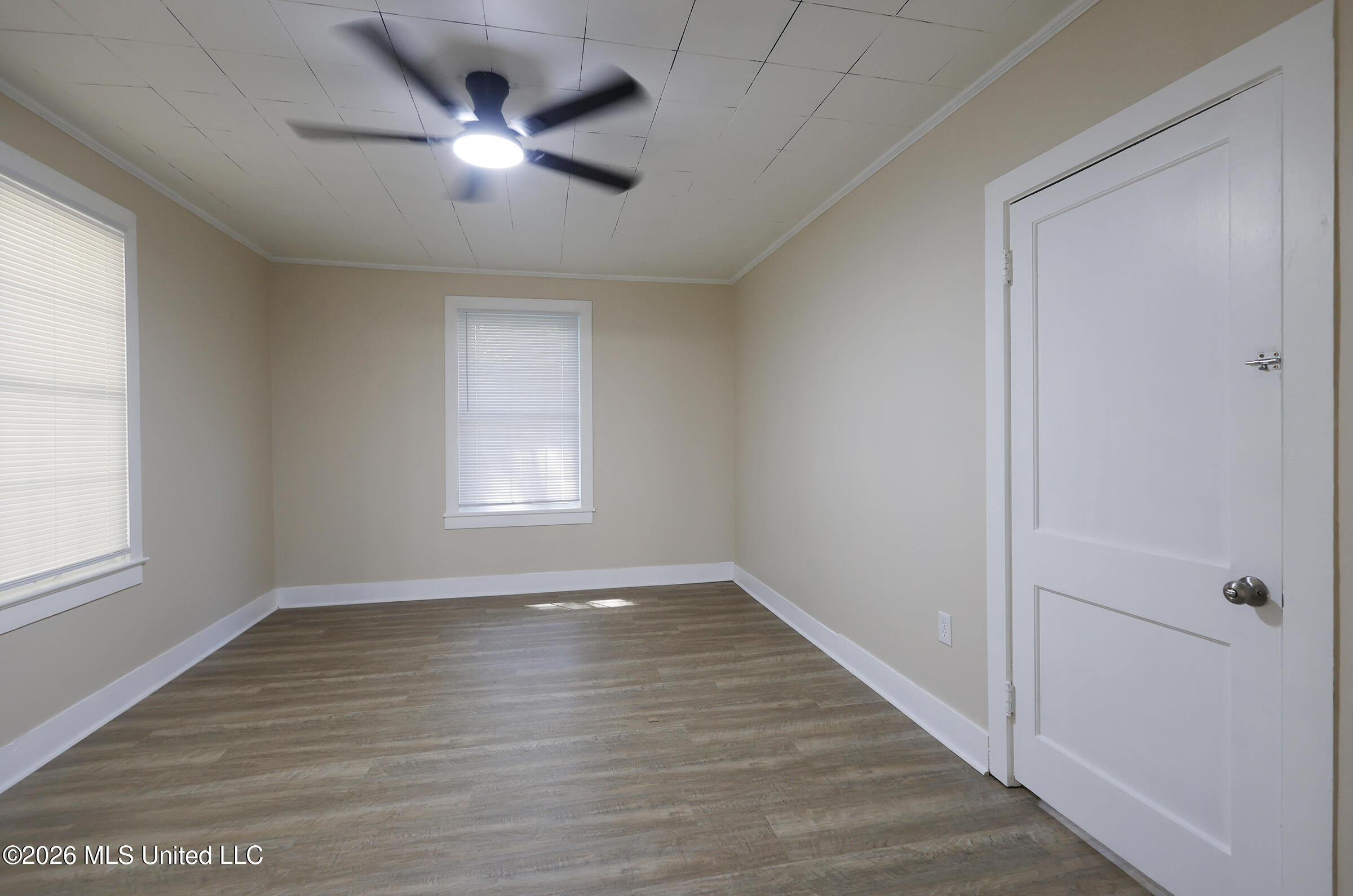 901 3rd Street Property Photo 17